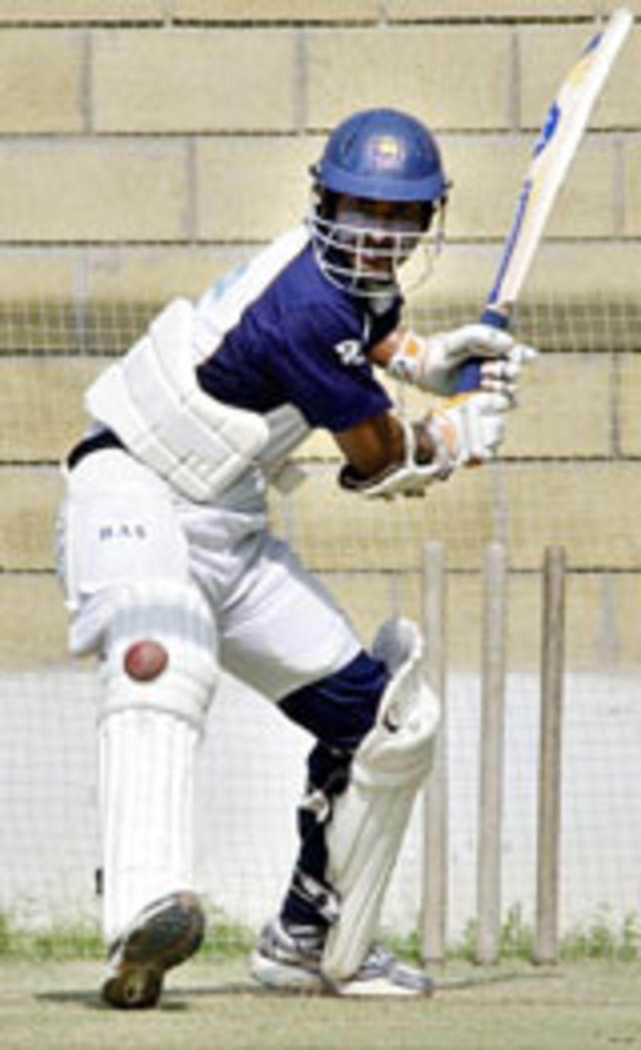 Kumar Sangakkara practising before the Second Test