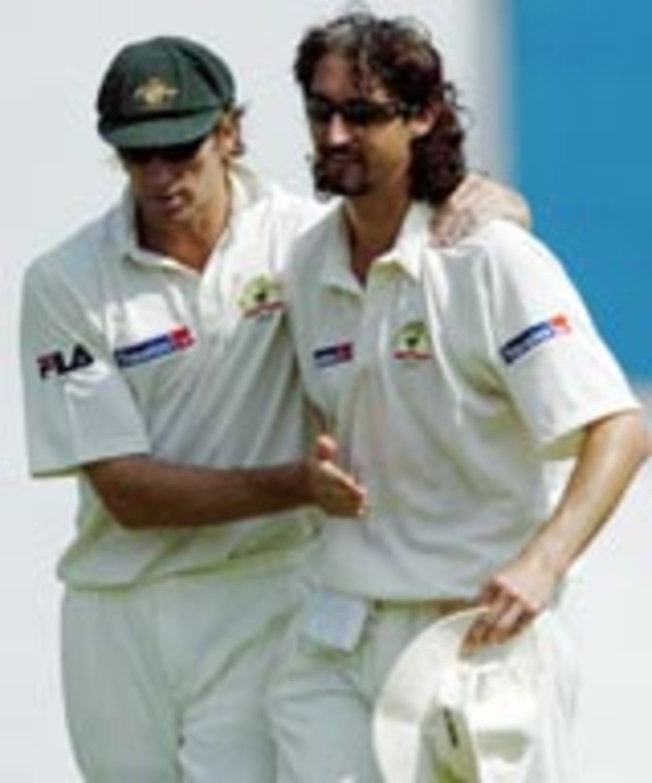 Glenn McGrath congratulates Jason Gillespie after his five-for, India v Australia, 3rd Test, Nagpur, October 28 2004