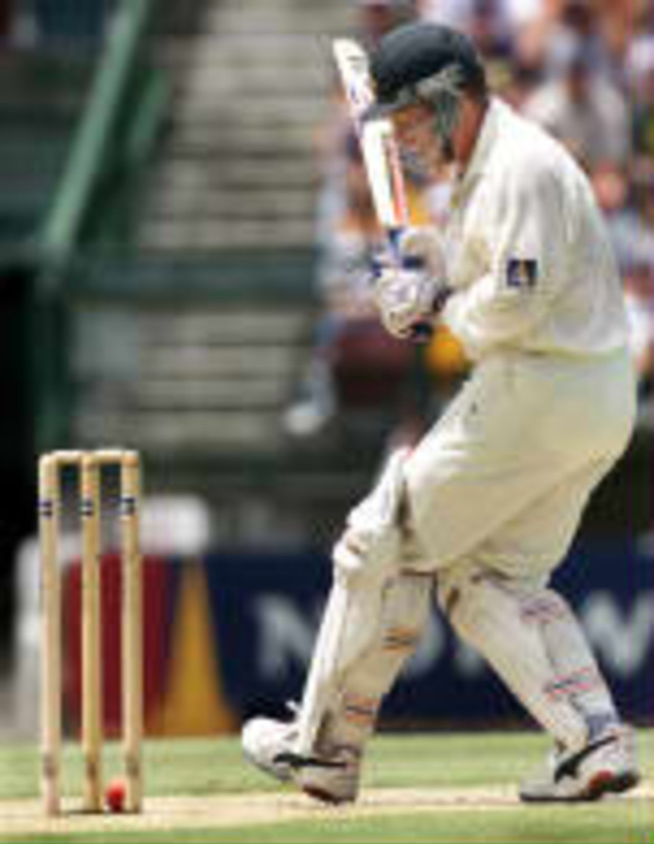 Healy watches the ball hit the stumps but the bails stay on The Ashes, 1998/99, 1st Test Australia v England Brisbane Cricket Ground, Woolloongabba, Brisbane 21 November 1998
