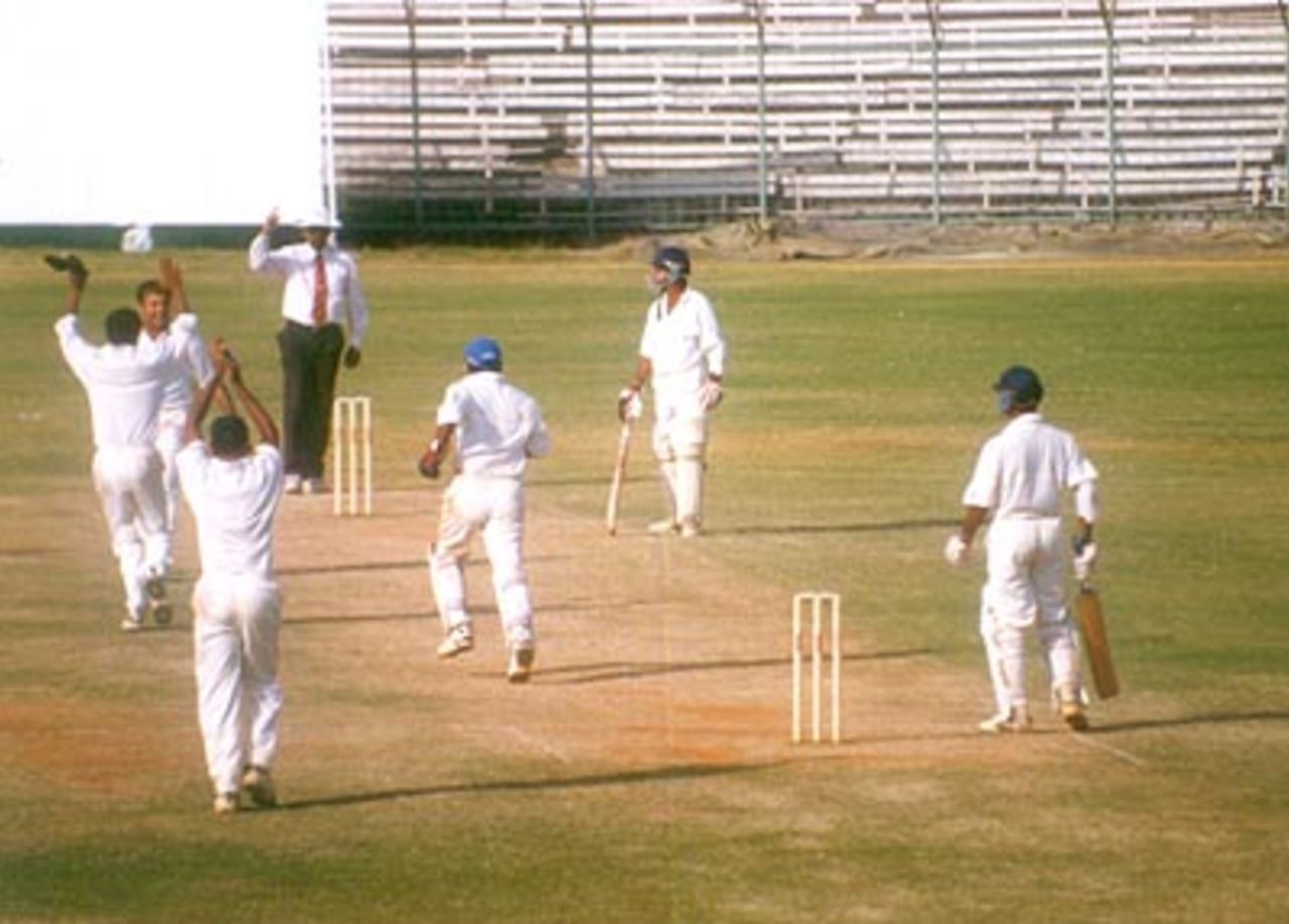 Sreekumar Nair watches the umpire raise the dreaded finger to give him out leg before off Aashish Kapoor, Ranji Trophy South Zone League 1999/00, Tamil Nadu v Kerala at MA Chidambaram Stadium, Chennai, 15-18 Nov 1999