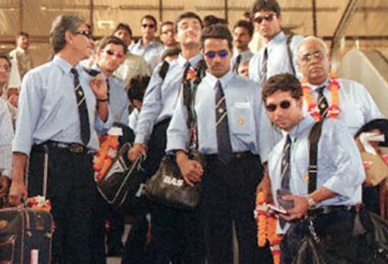 Indian cricket team lead by skipper Sourav Ganguly (C with spectacle) arrived at Zia International Airport, 07 November 2000, in Dhaka. India will play maiden test against Bangladesh from 10 to 14 November in Dhaka.