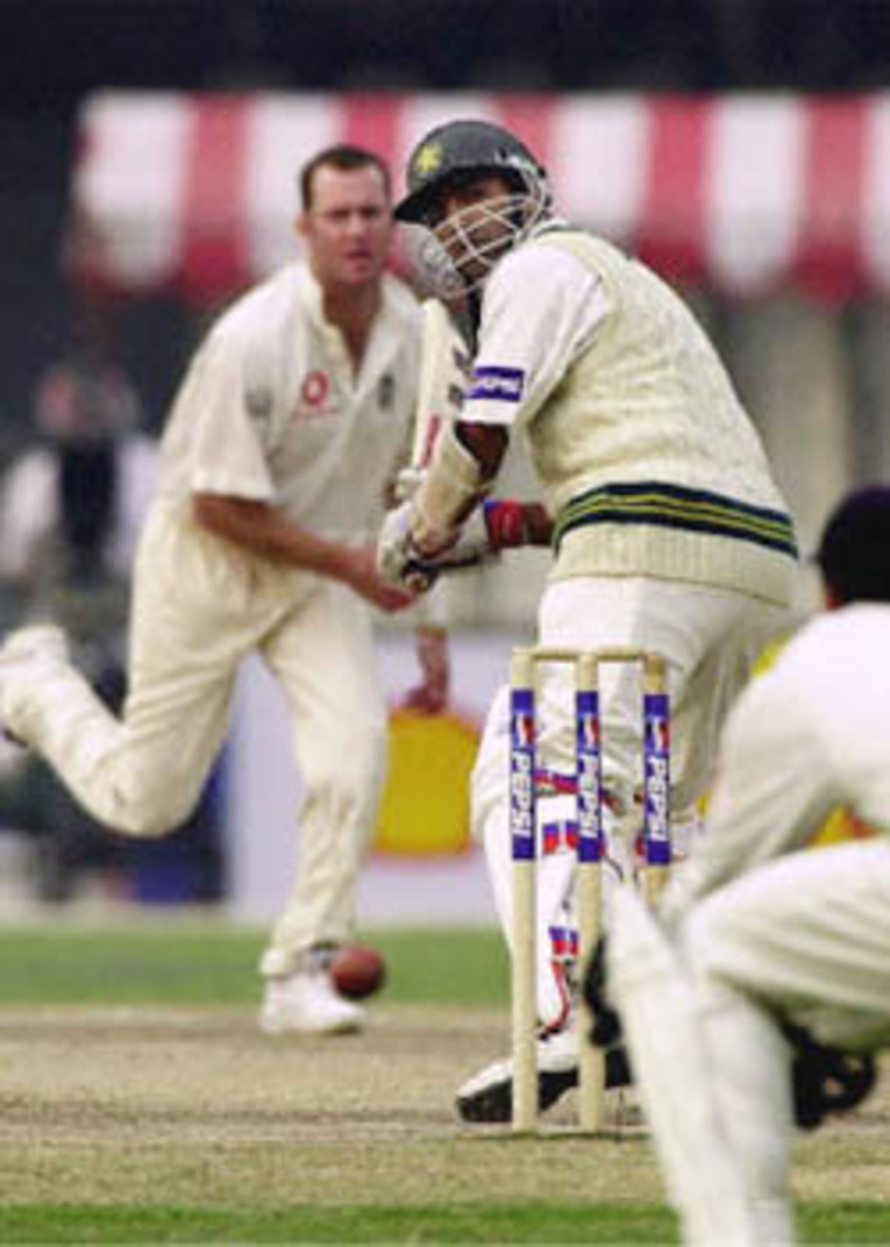 Youhana flicks Craig White to the ropes, England in Pakistan, 2000/01, 1st Test, Pakistan v England, Gaddafi Stadium, Lahore, 15-19 November 2000 (Day 4).
