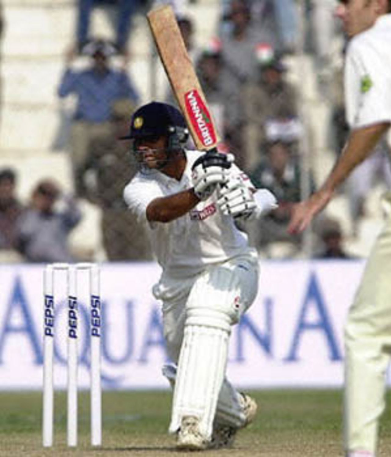 Dravid executes the cover drive to a ball from Heath Streak, Zimbabwe in India, 2000/01, 1st Test, India v Zimbabwe, Feroz Shah Kotla, Delhi, 18-22 November 2000 (Day 3).