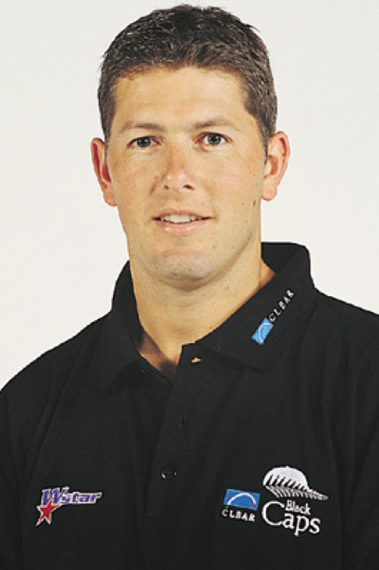 Portrait of Geoff Allott - New Zealand player in the 2000/01 season
