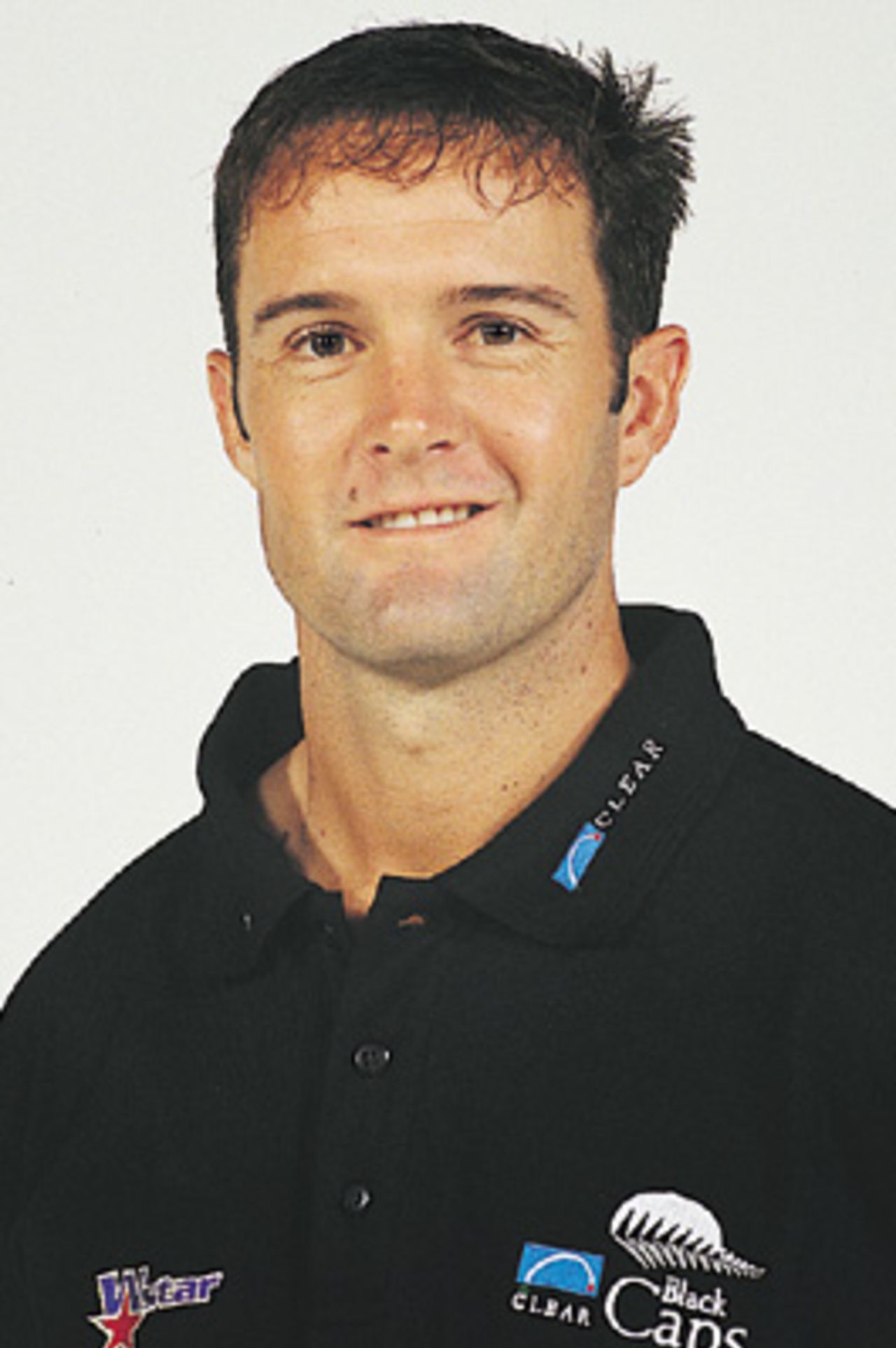Portrait of Nathan Astle - New Zealand player in the 2000/01 season