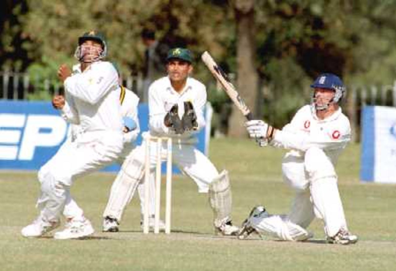 Paul Nixon sweeps one, England v PCB XI at Lahore, 23-25 Nov 2000 (Day3)