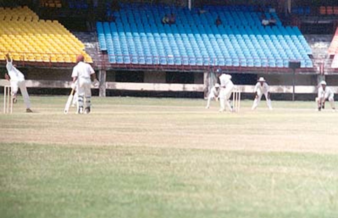 S Oasis is ready to play at a delivery from Aware, Ranji Trophy South Zone League, 2000/01, Kerala v Goa, Nehru Stadium, Kochi, 15-18 November 2000.