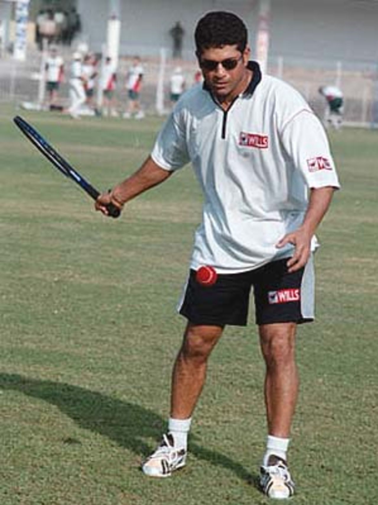 Sachin tries his hand at tennis, Zimbabwe in India, 2000/01, 2nd Test, India v Zimbabwe, Vidarbha C.A. Ground, Nagpur, 25-29 November 2000.