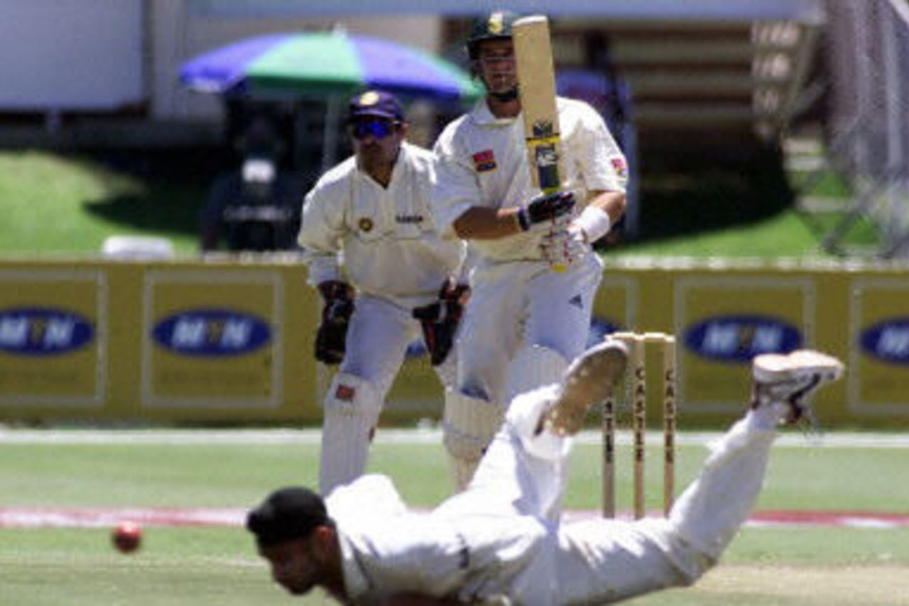 South Africa v India, 2nd Test match , Crusaders Ground, St George's Park , Port Elizabeth, 16-20 November 2001