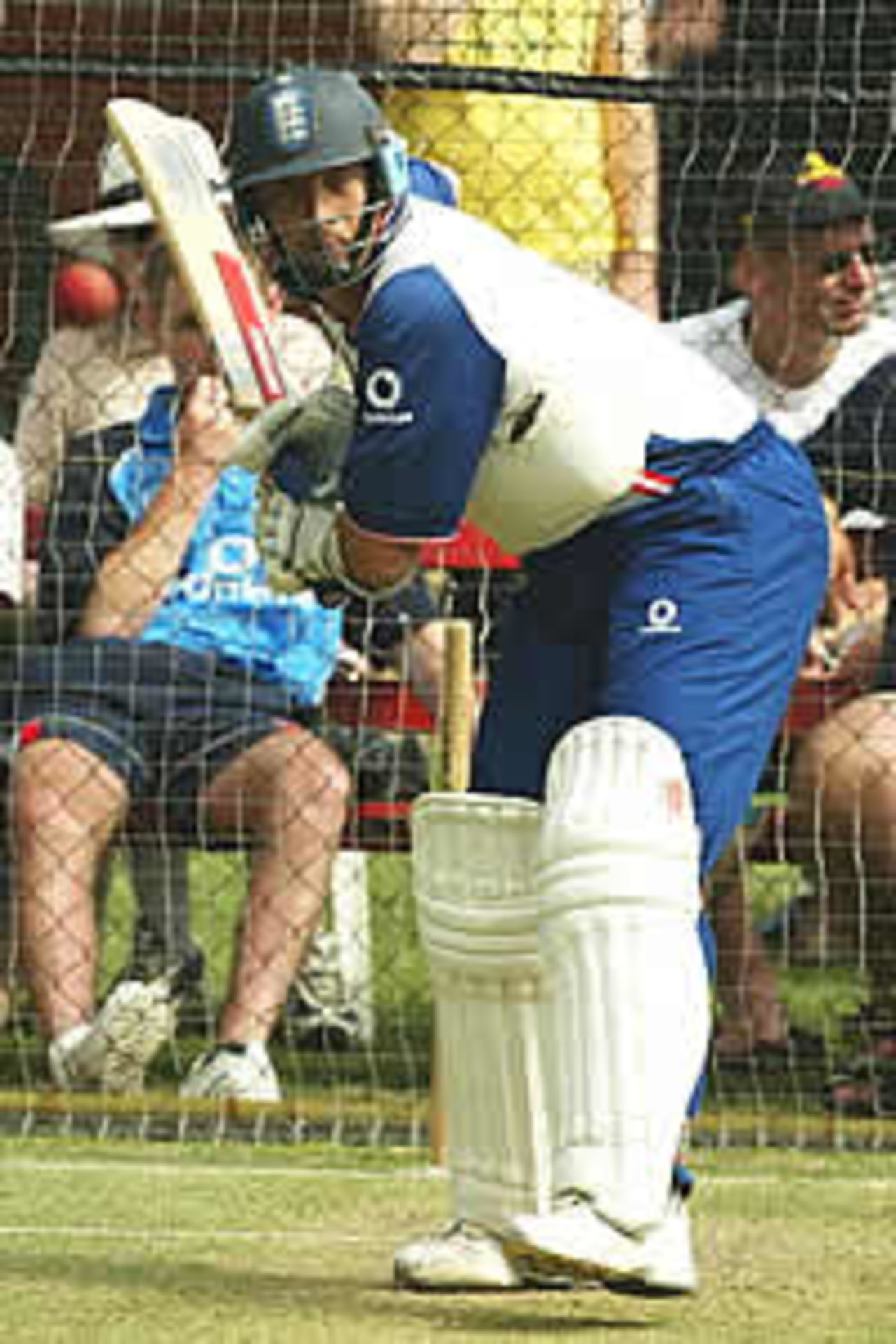 ADELAIDE - NOVEMBER 19: England captain Nasser Hussain practices his batting during the England cricket team training session at the Adelaide Oval in Adelaide, Australia on November 19, 2002.
