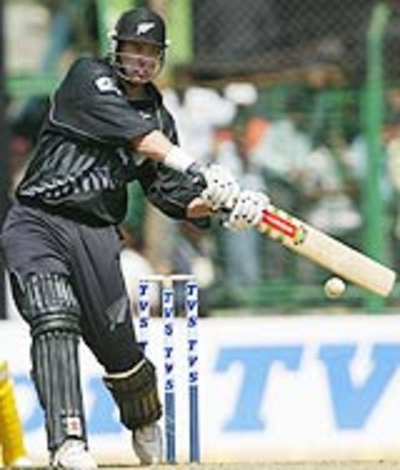 Jacob Oram cuts fiercely on his way to 81, Australia v New Zealand, 5th ODI, TVS Cup, Pune, 3rd November, 2003