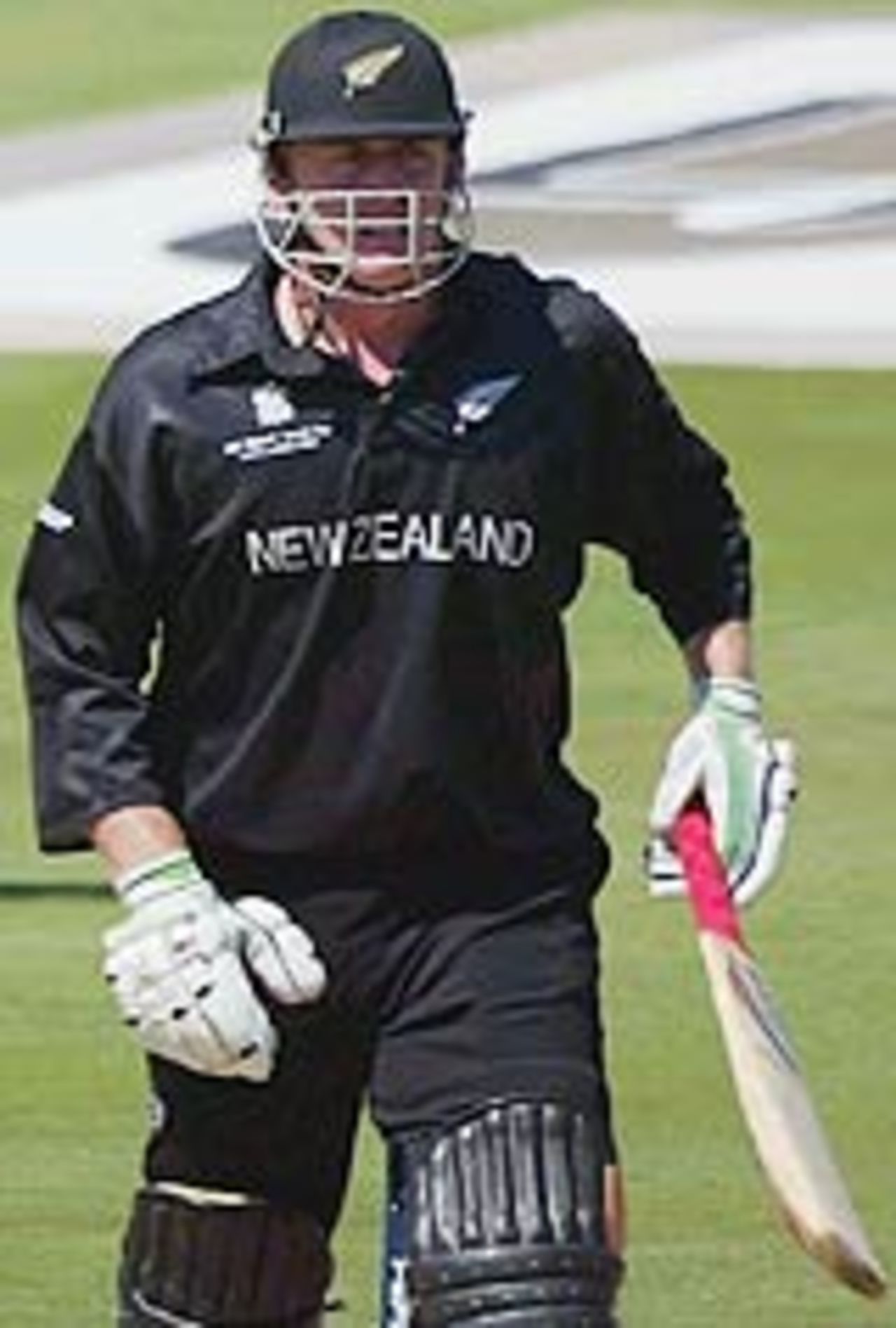 Scott Styris looks disappointed at getting out, New Zealand v India, 2003 World Cup, Centurian, March 14, 2003