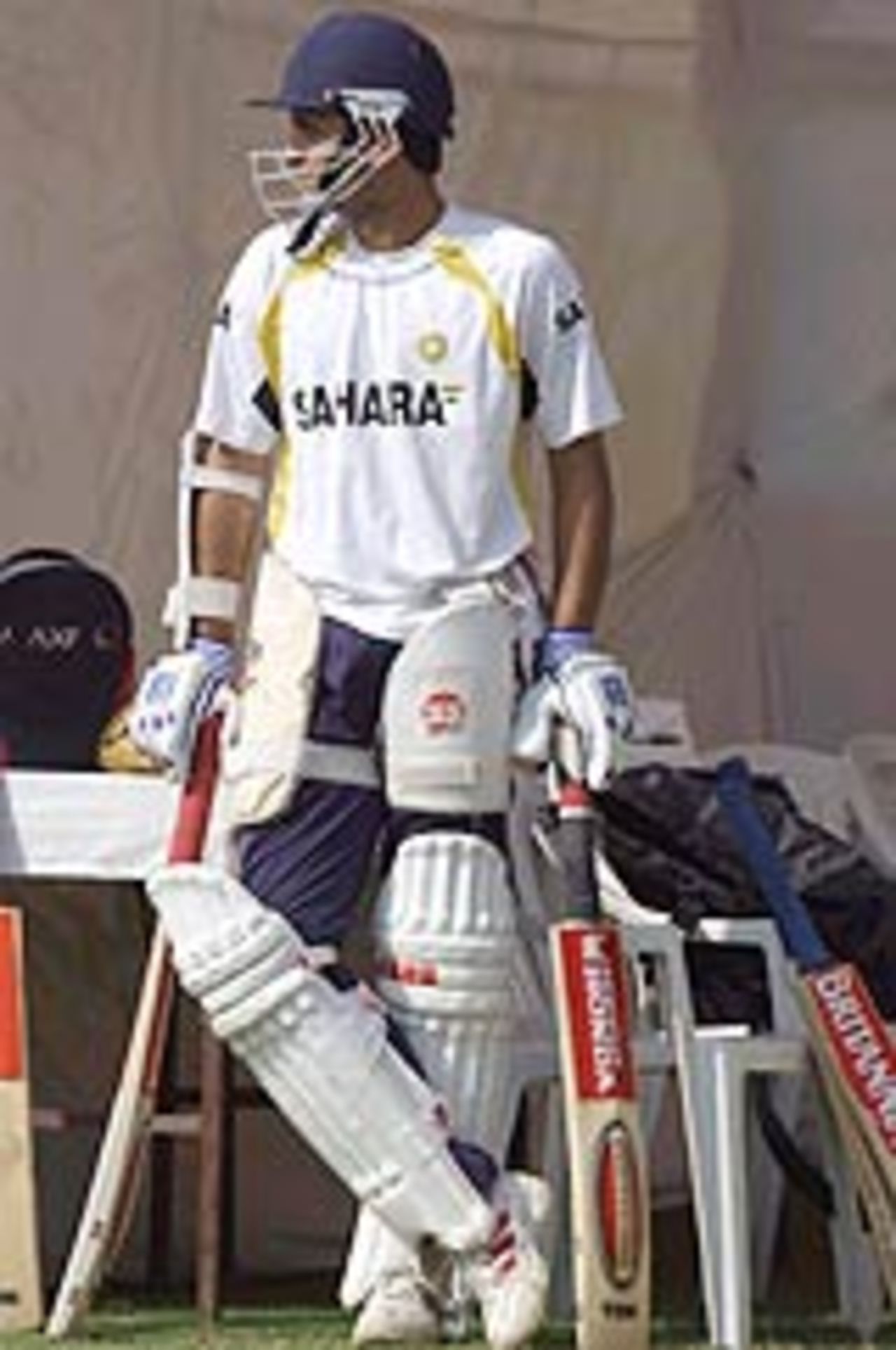 Sourav Ganguly at the nets with his bats, Ahmedabad, October 7, 2003