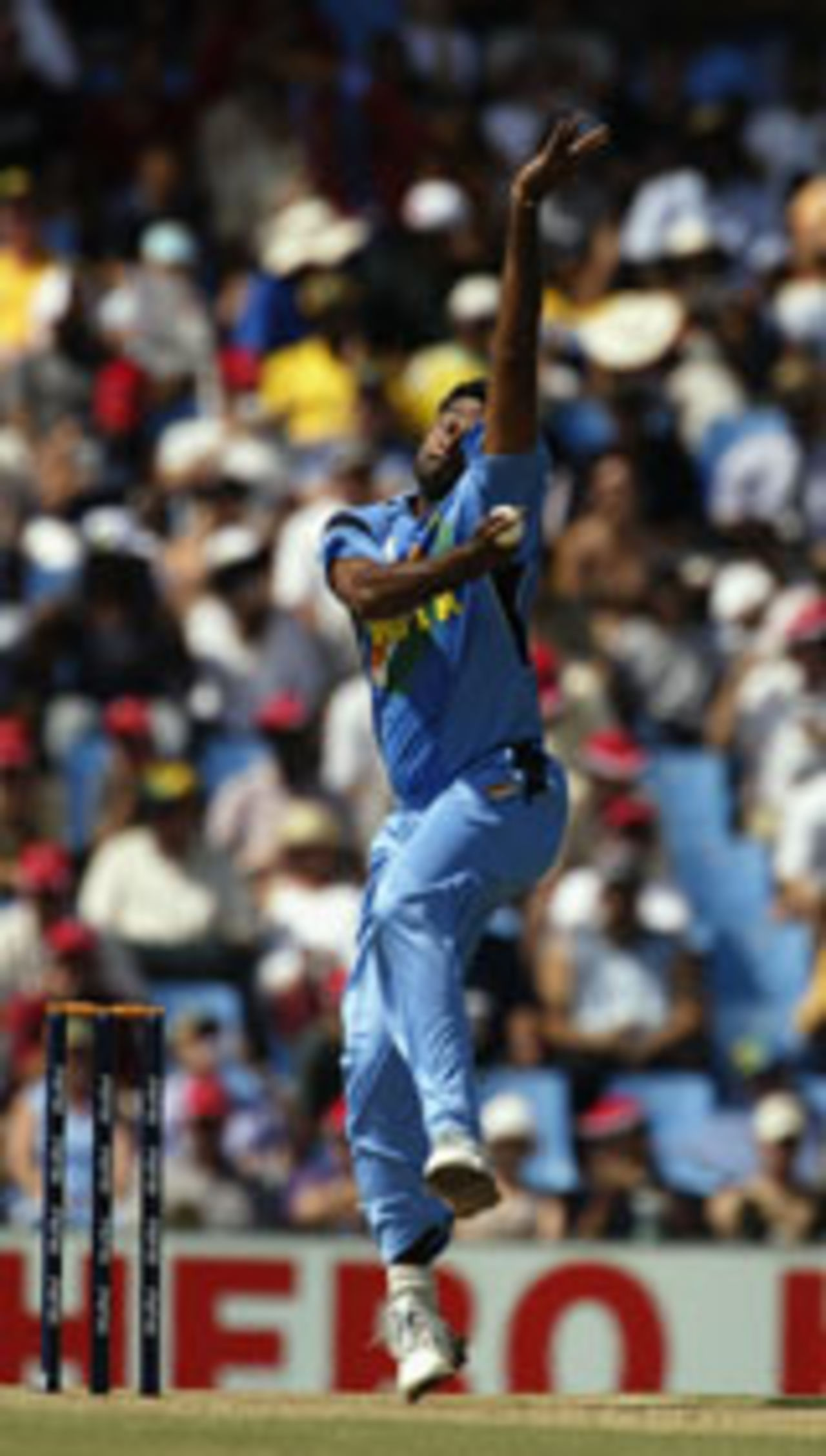 Javagal Strinath bowling, India v Australia, 2003 World Cup, Centurion, February 15, 2003