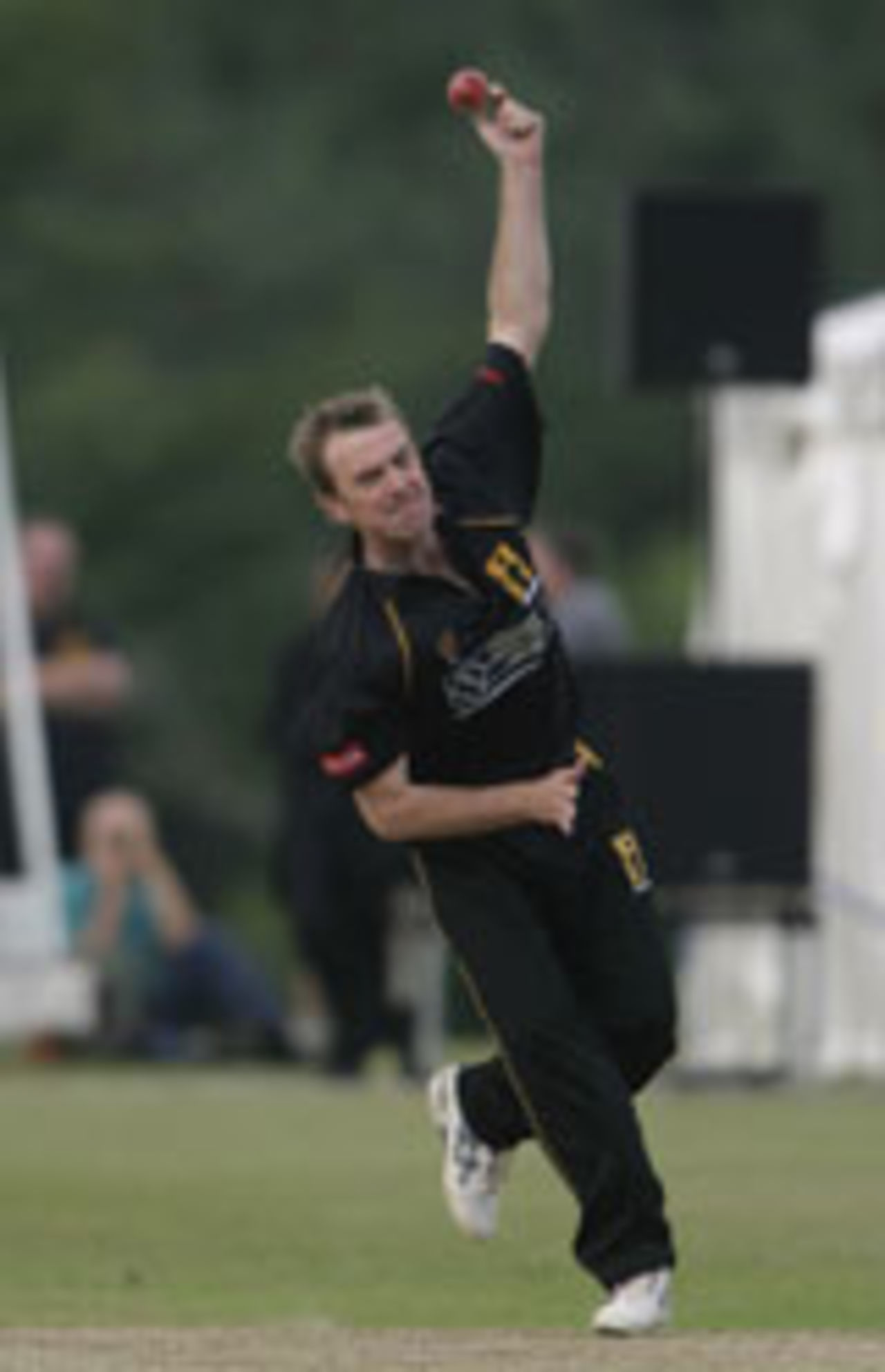 Phil Tufnell bowling, Lashings v Cambridge University, Mote Park,  Maidstone, June 24, 2003