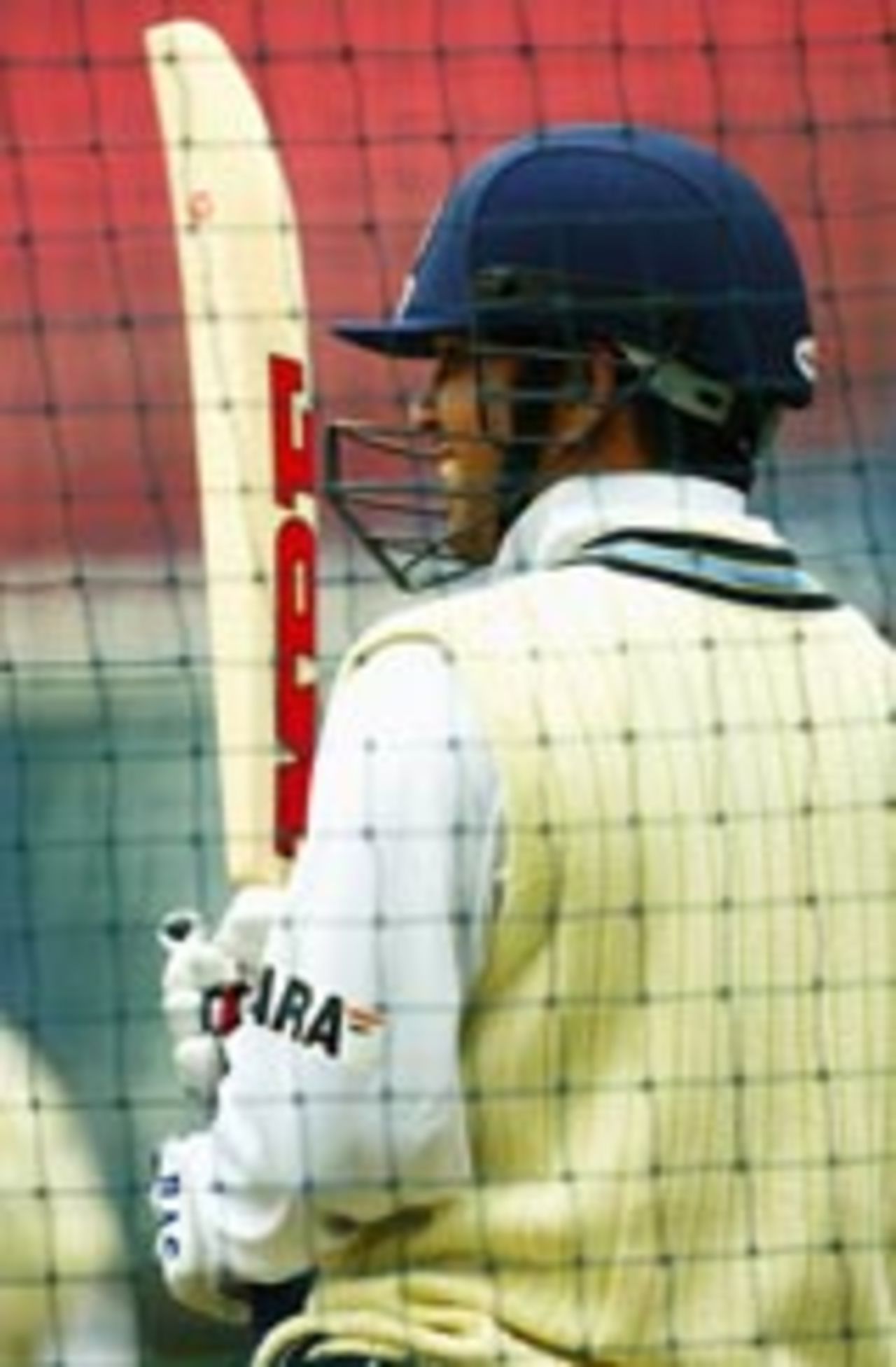 Tendulkar has a net before the match against Victoria, India v Australia, 2003-04