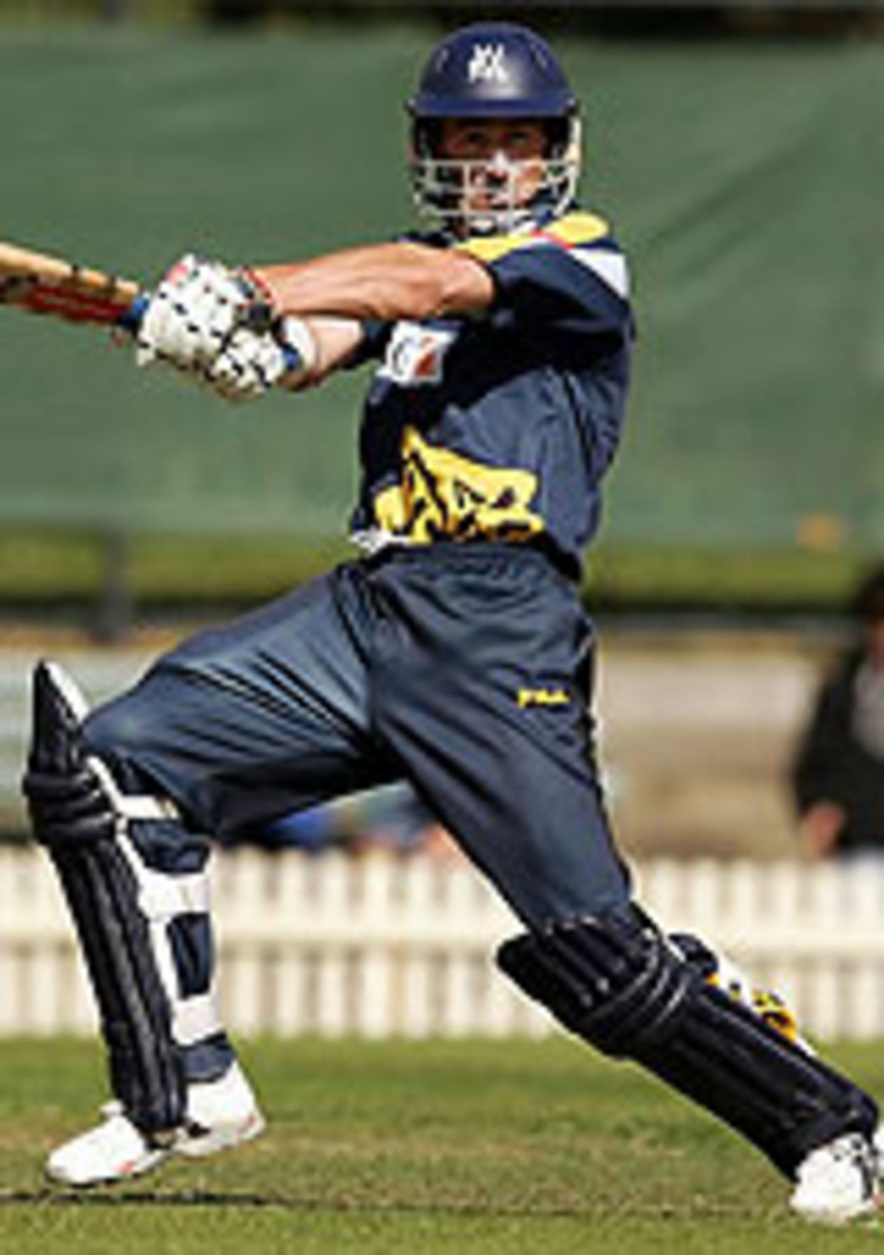 Matthew Elliott plays a stroke, Victoria v Western Australia, ING Cup, Melbourne, November 14th, 2004