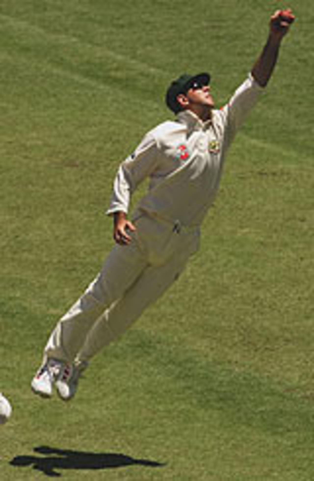 Ricky Ponting leaps up to take a catch, Australia v New Zealand, 1st Test, Brisbane, Novemebr 19, 2004