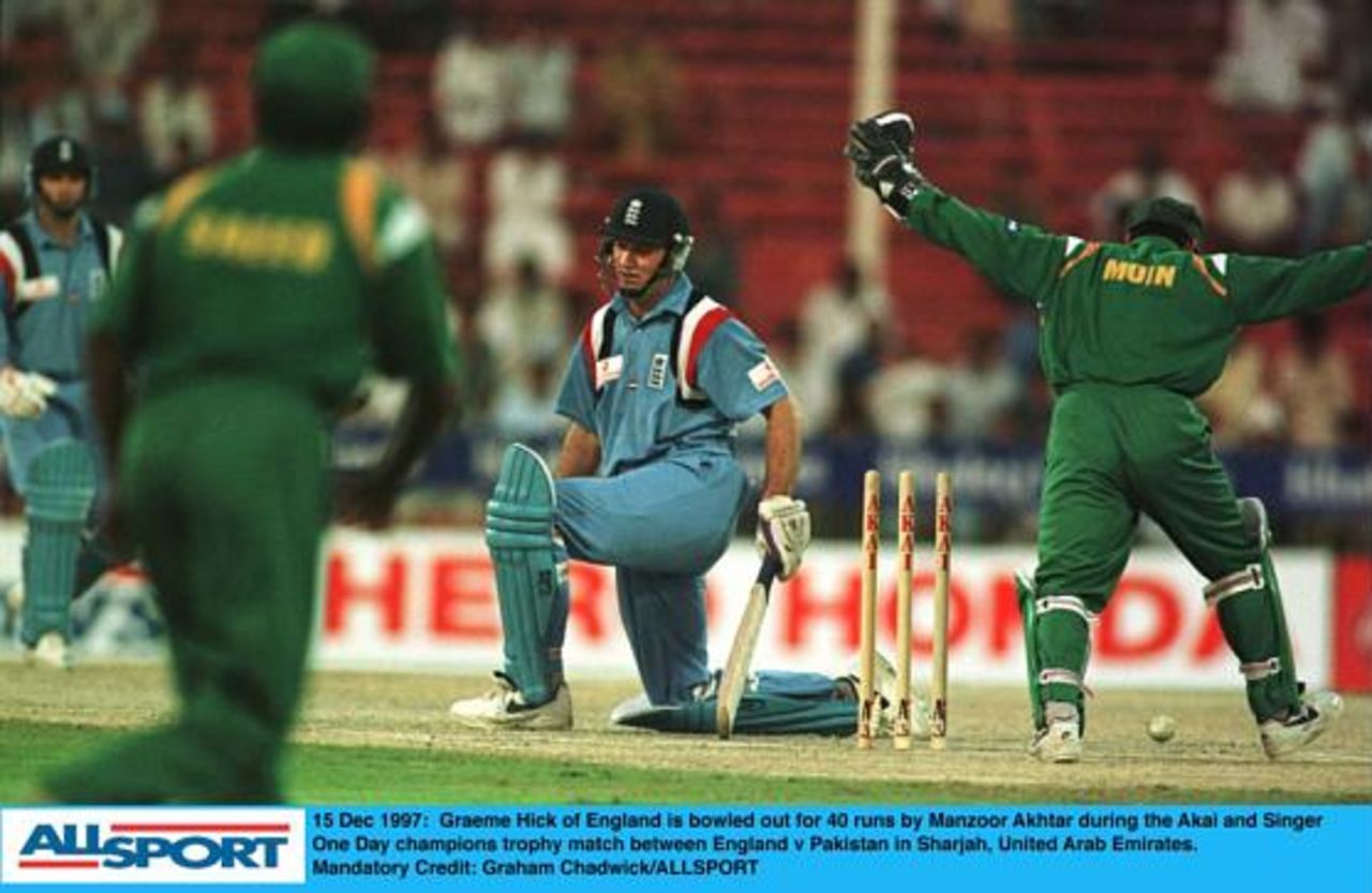 Champions Trophy Sharjah 1997, England v Pakistan 15 Dec Graeme Hick b Manzoor Akthar 40 Moin Khan keeping