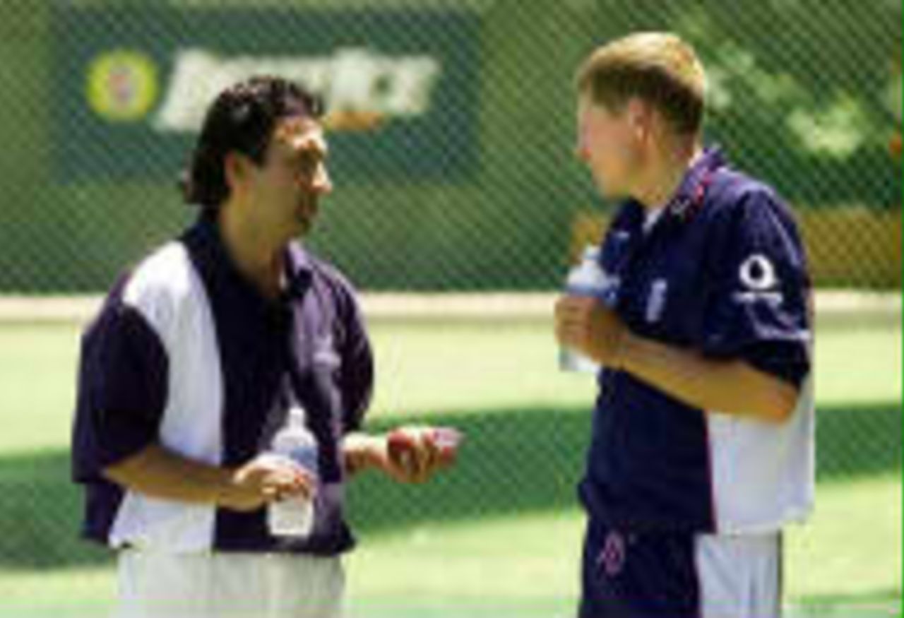 Abdul Qadir gives advice to Peter Such in the nets during practice prior to the 4th Test against Australia, Dec 24 1998 Abdul Qadir is currently living in Melbourne.