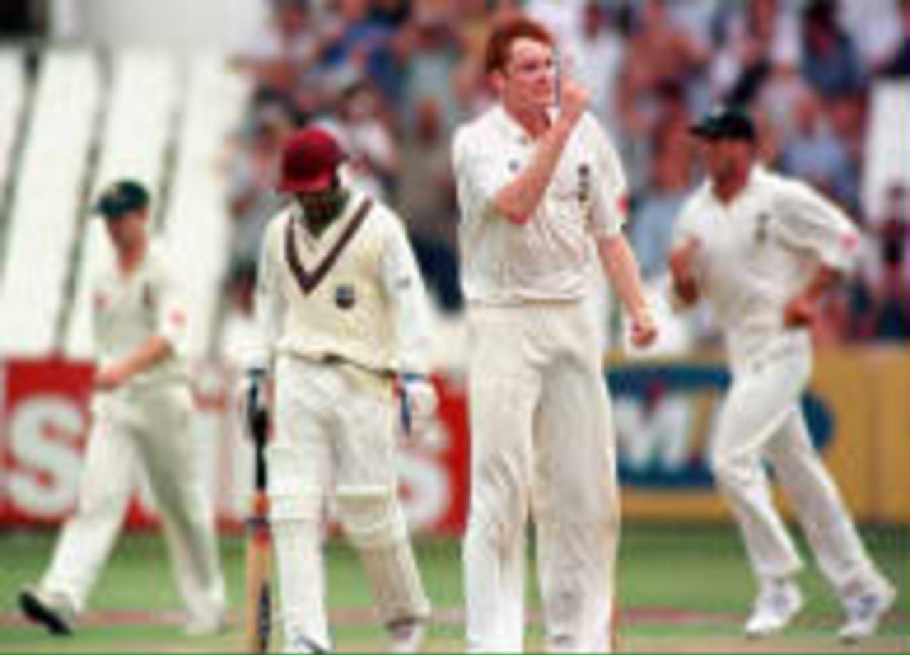 Terbrugge  celebrates Lara's wicket West Indies in South Africa, 1998/99, 3rd Test South Africa v West Indies Kingsmead, Durban 28 December 1998