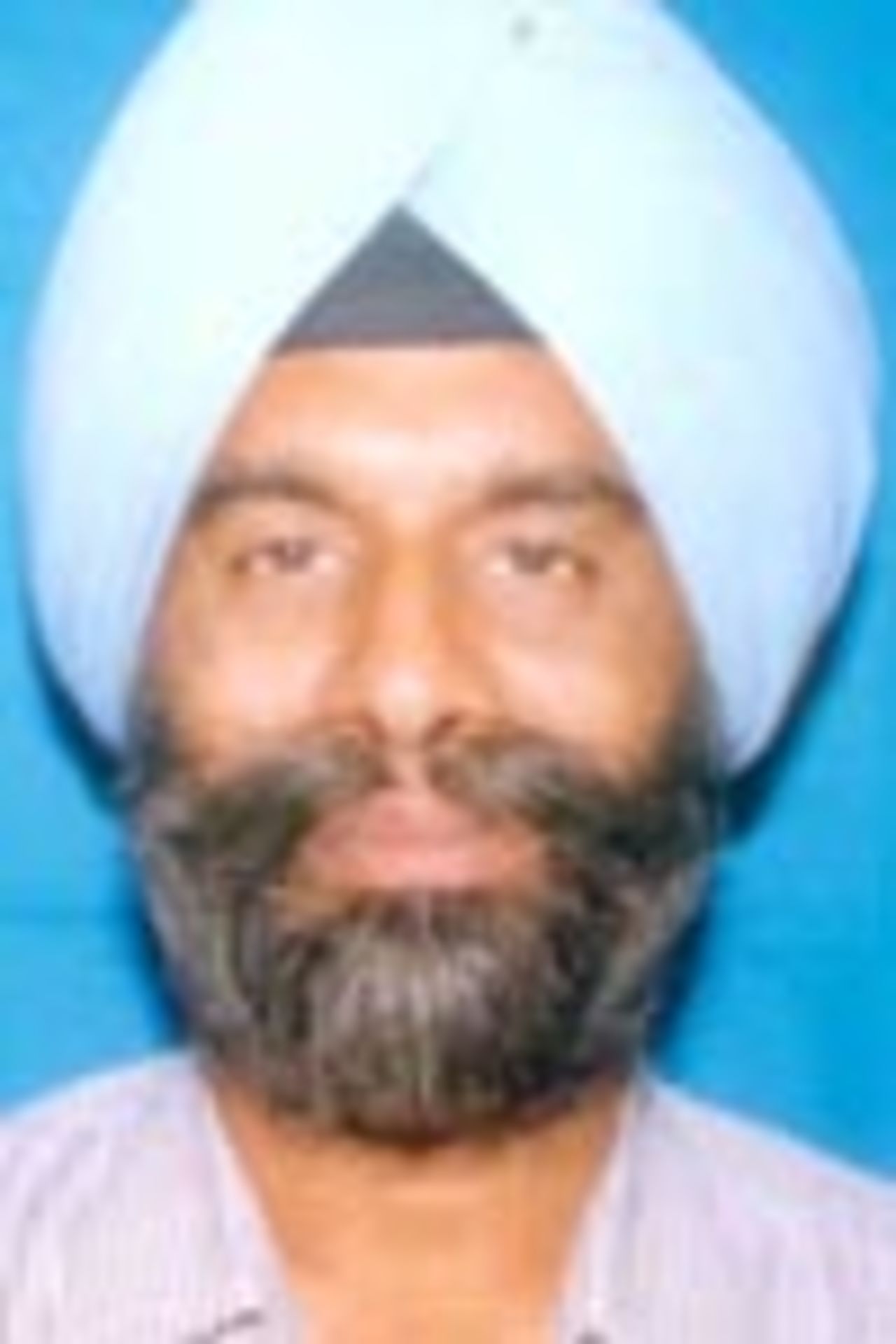 MS Mahal, Umpire, Portrait