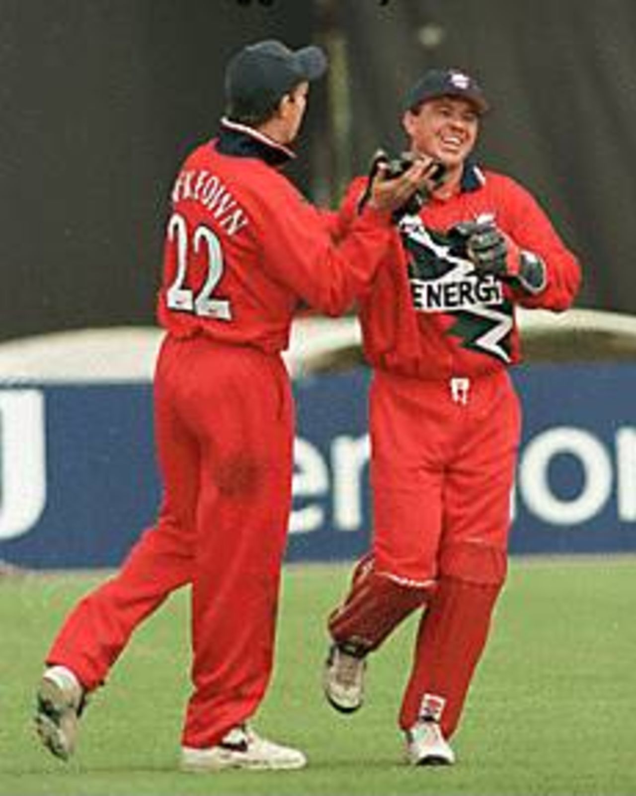Warren Hegg and Patrick McKeown celebrating, Gloucestershire v Lancashire, National League 1st Division, 3 May 1999