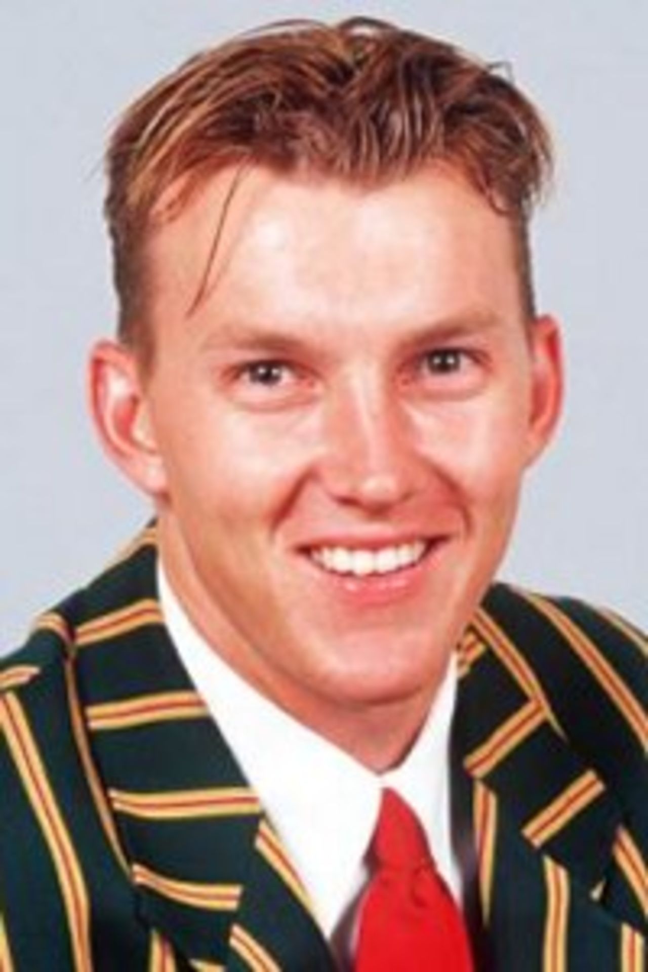 25 Nov 1999: Brett Lee of Australia, during a Portrait session for the ACB, at the WACA, Perth, Australia.