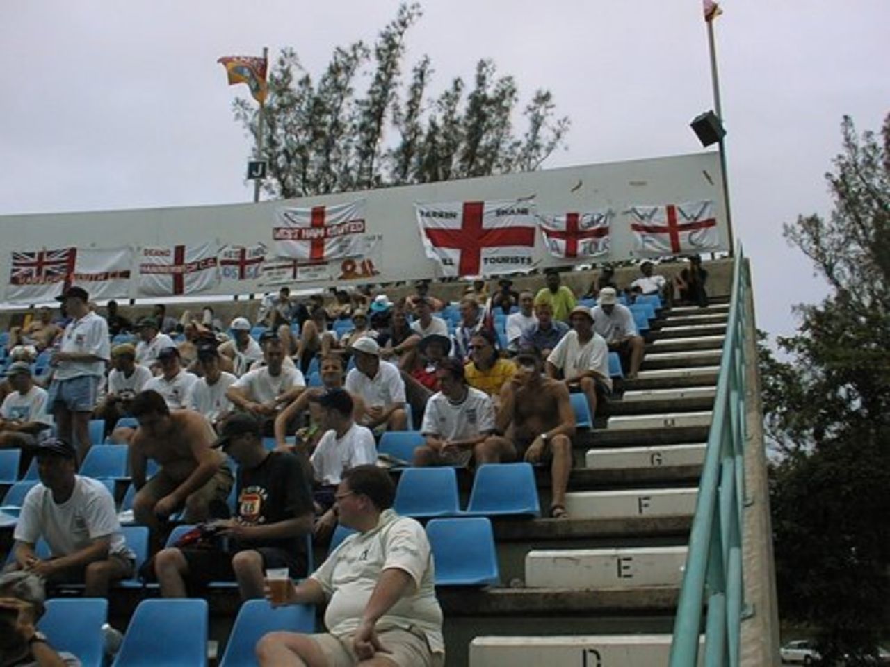 Day 2 of the 3rd Test at Kingsmead, Durban (27 Dec 1999)