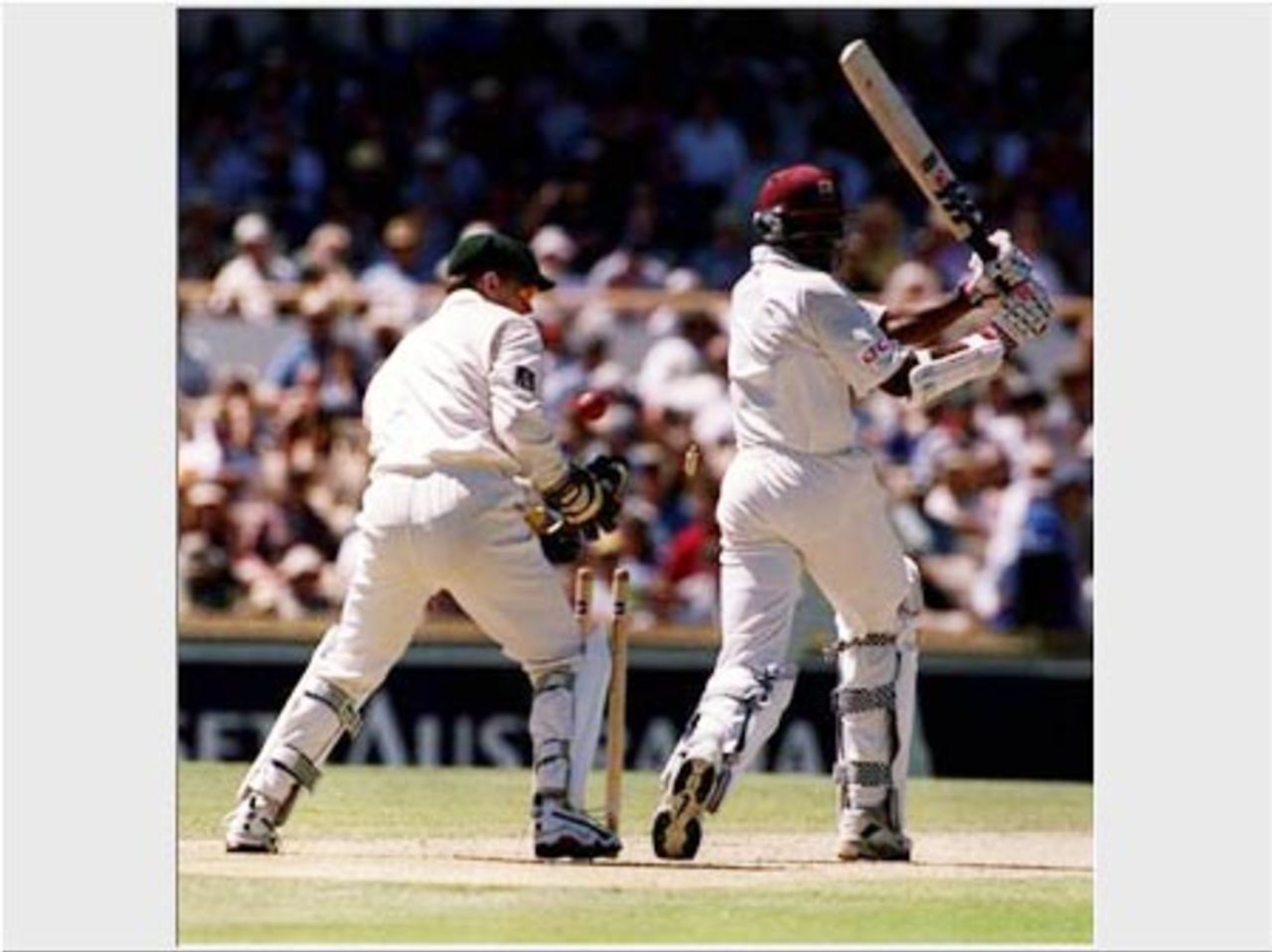 Australia v West Indies , 2nd Test , 2000-2001 series at Perth