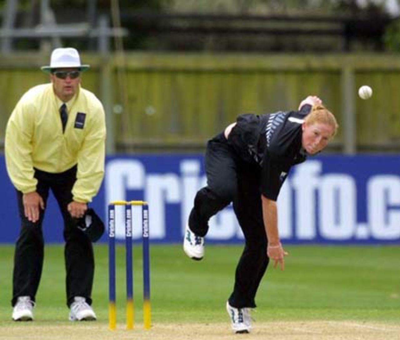 New Zealand v Sri Lanka in the 2000 CricInfo Women's World Cup, New Zealand at Lincoln Green