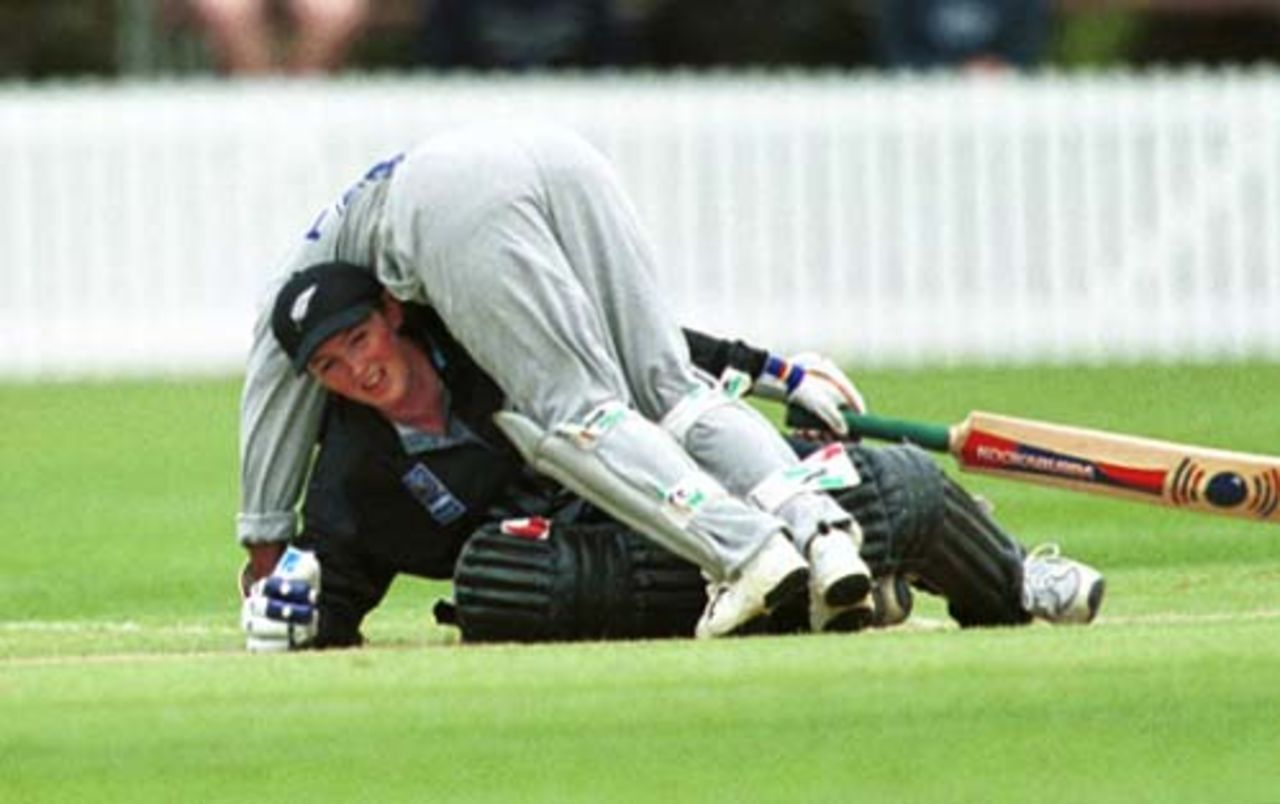 3 Dec 2000: New Zealand v Sri Lanka, CricInfo Women's World Cup 2000 played at Lincoln Green