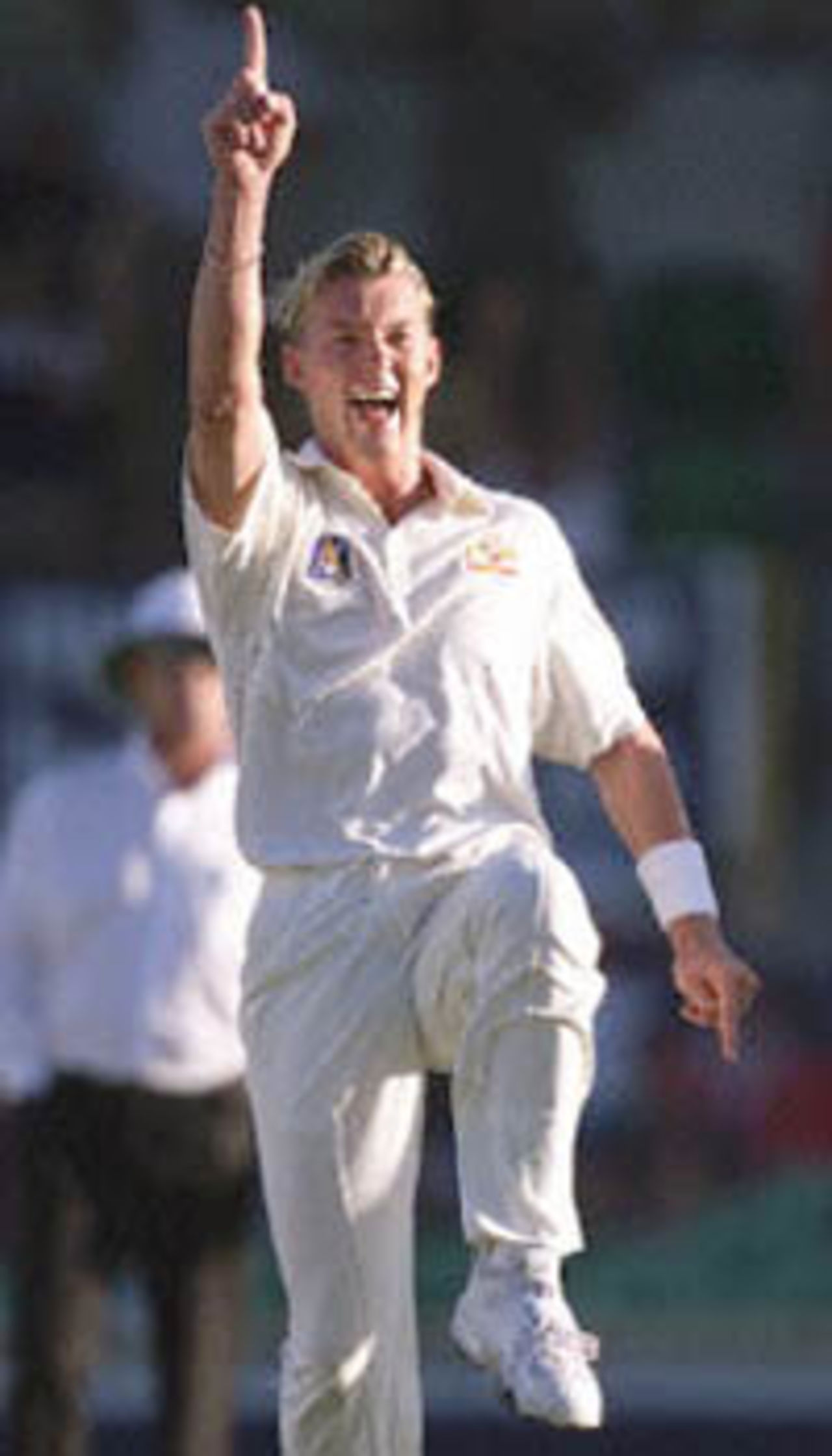 A delighted Brett lee after taking the wicket of Campbell, The Frank Worrell Trophy, 2000/01, 2nd Test, Australia v West Indies, W.A.C.A. Ground, Perth, 01-05 December 2000 (Day 2).