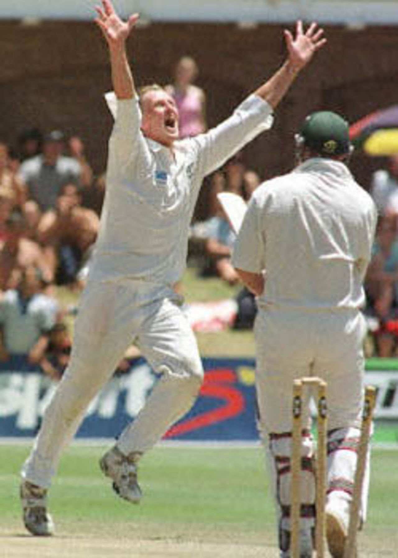 Kerry Walmsley celebrates after knocking over Daryll Cullinan's offstump, New Zealand in South Africa, 2000/01, 2nd Test, South Africa v New Zealand, Crusaders Ground, St George's Park, Port Elizabeth, 30Nov-04Dec 2000 (Day 4).
