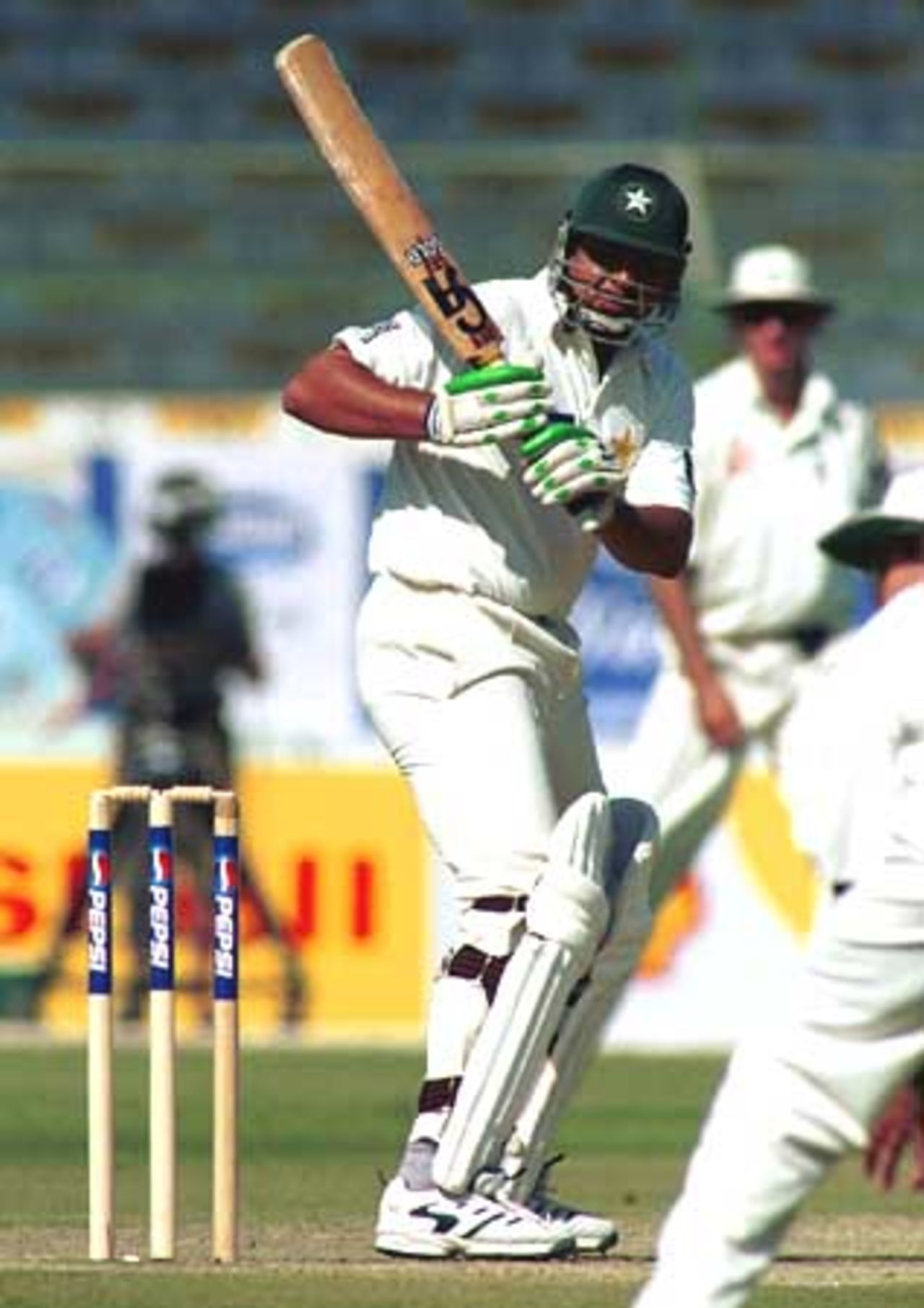 Inzamam wisely lets the ball go through as it pitches outside the off stump, Day 1, 3rd Test Match, Pakistan v England at Karachi, 7 Dec-11 Dec 2000.