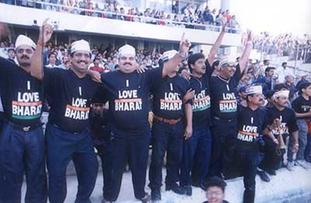 The Indian supporters cheering, Zimbabwe in India, 2000/01, 2nd One-Day International, India v Zimbabwe, Sardar Patel (Gujarat) Stadium, Motera, Ahmedabad, 05 December 2000.