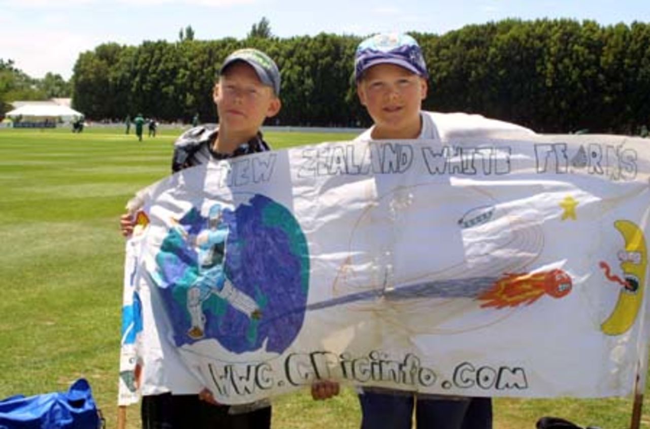11 Dec 2000: New Zealand v South Africa, CricInfo Women's World Cup, Lincoln Green