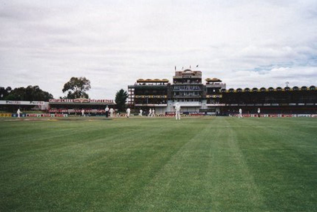 South Africa v New Zealand, 2000/01 Ist Test at the Goodyear Park , Bloemfontein, November 2000