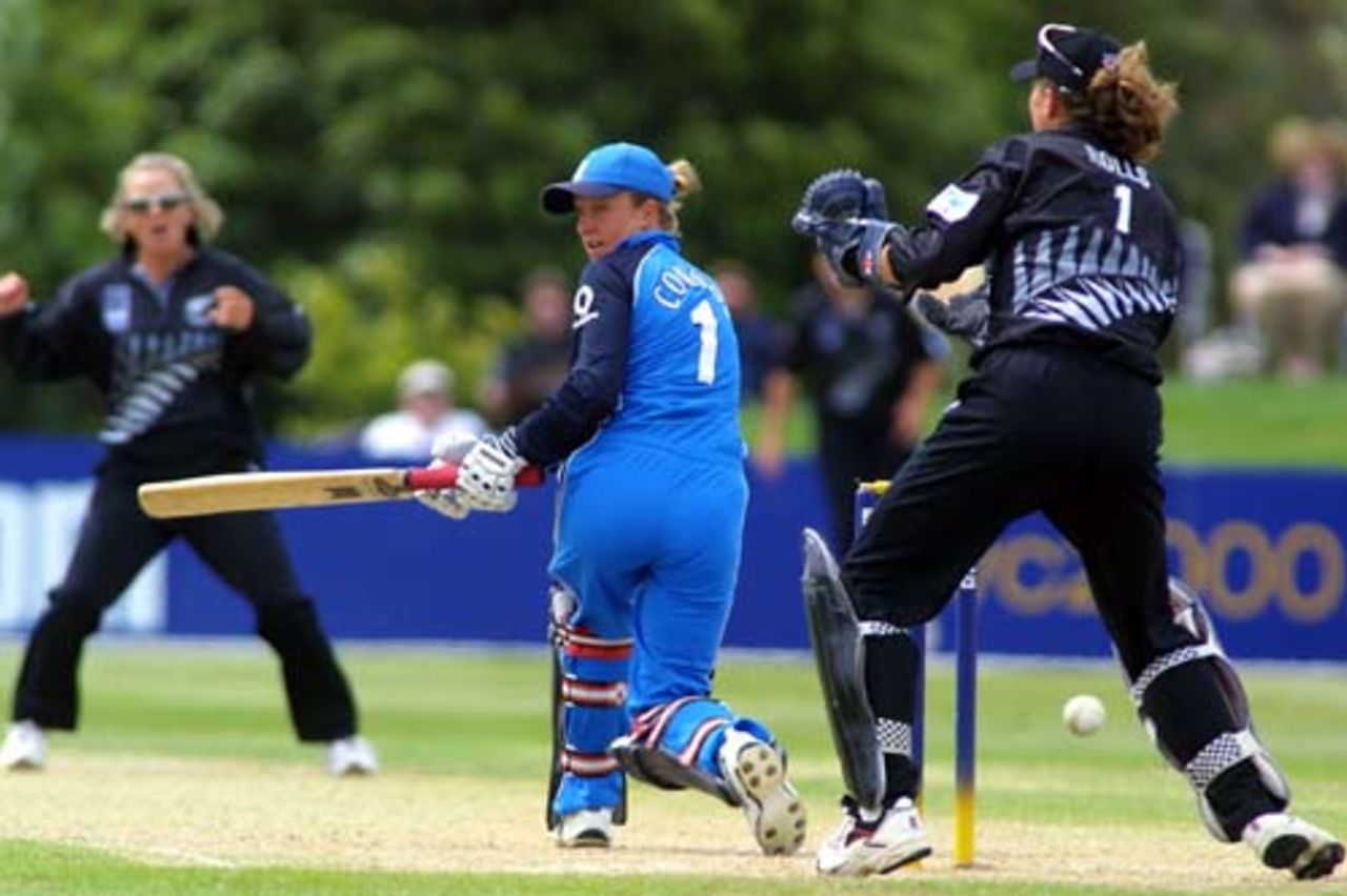 14 Dec 2000: England v New Zealand, CricInfo Women's World Cup match played at BIL Oval, Lincoln