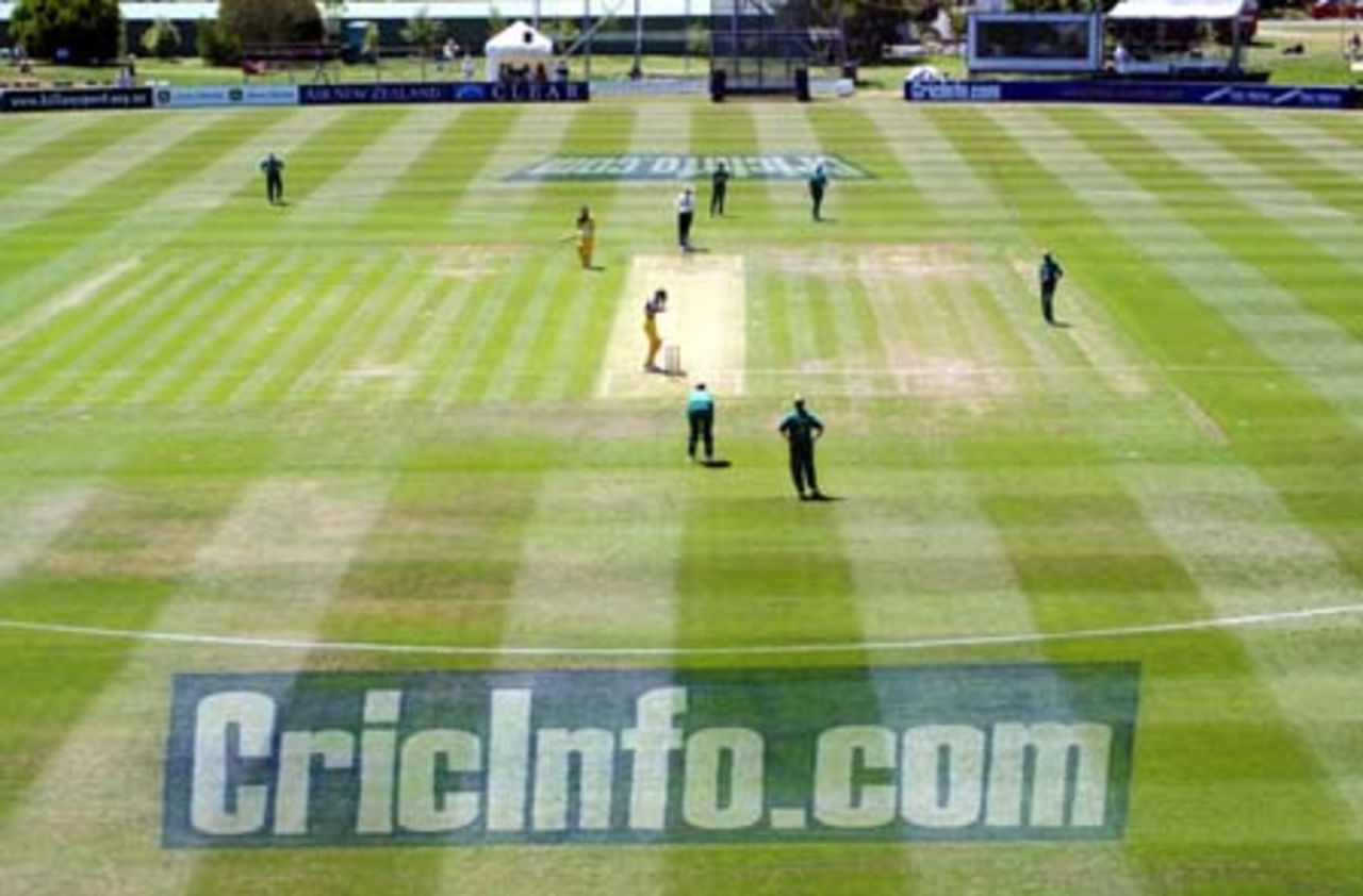 Australia v South Africa at the 2000 CricInfo Women's World Cup, played at the BIL Oval , Lincoln, 18th December