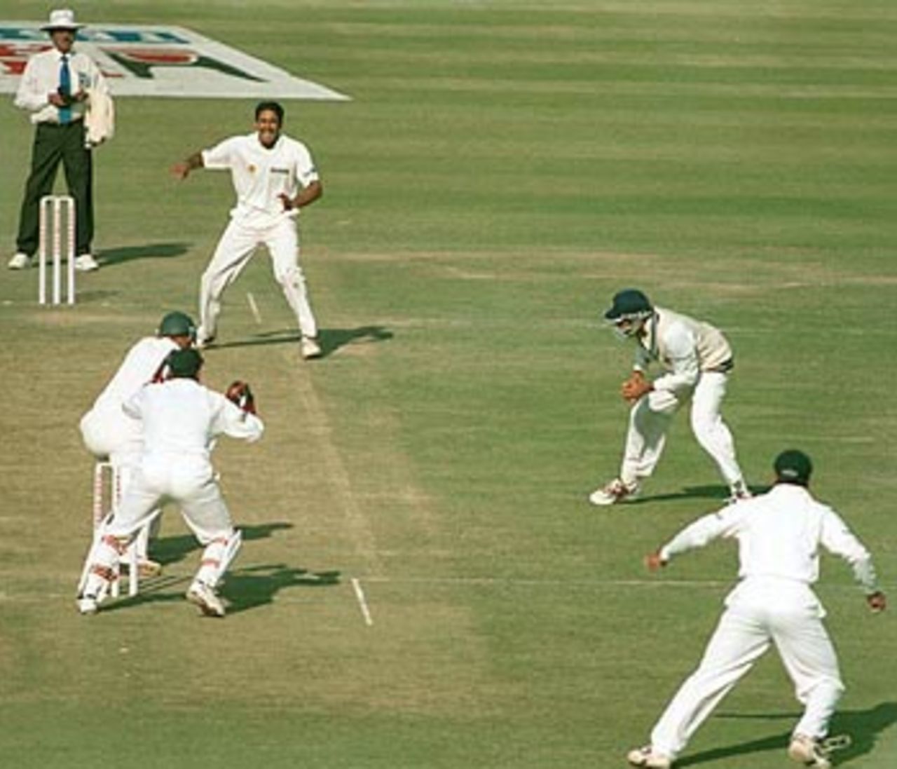 India v England, 1st Test match, Day One, Punjab C.A. Stadium, Mohali, Chandigarh, 3-7 Dec 2001