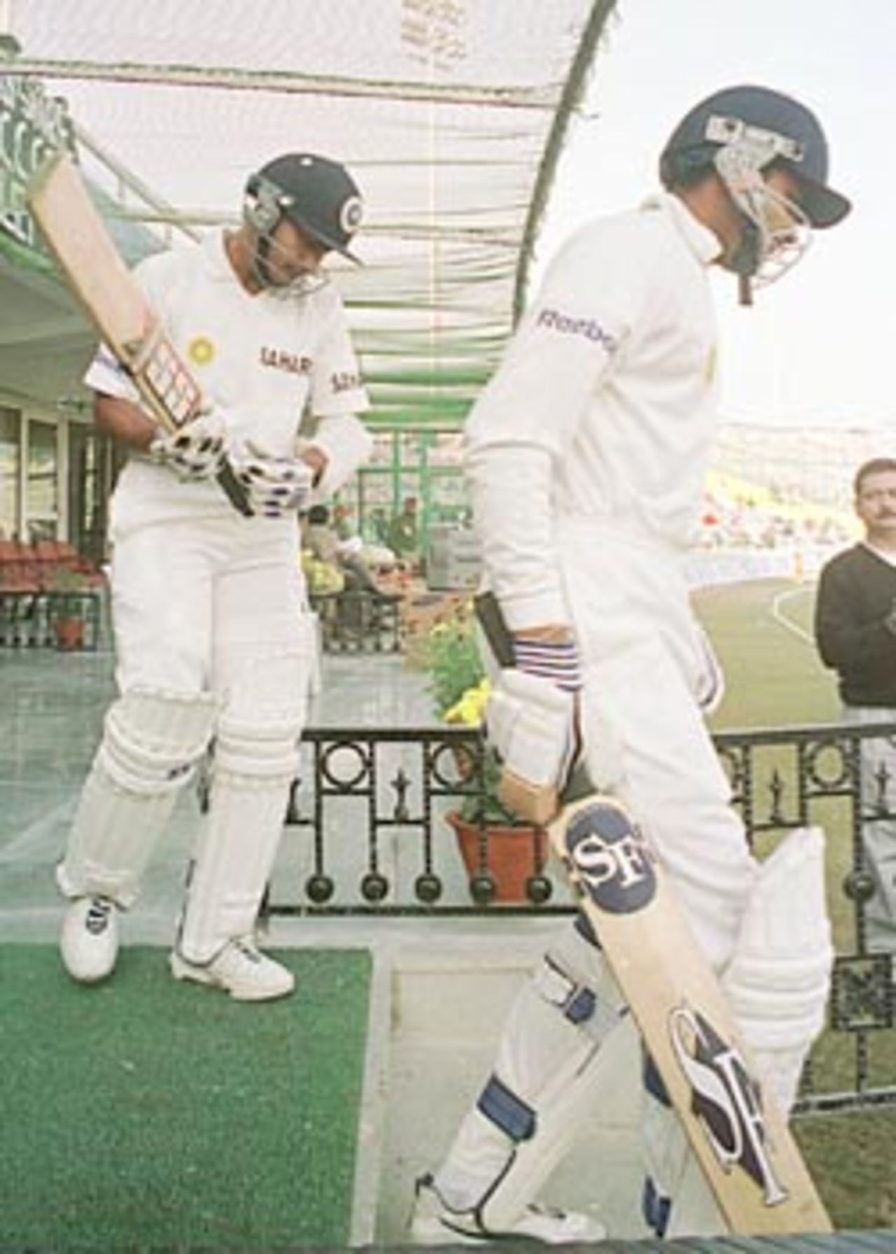 India v England, 1st Test match, Day Two, Punjab C.A. Stadium, Mohali, Chandigarh, 3-7 Dec 2001