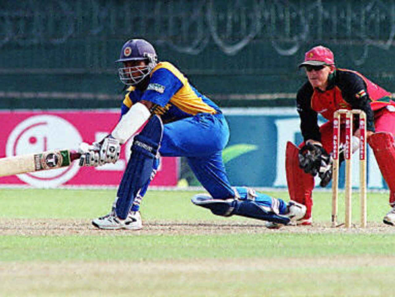 4thMatch: Sri Lanka v Zimbabwe at  R.Premadasa Stadium in Colombo LG Abans Triangular Series Dec 2001.