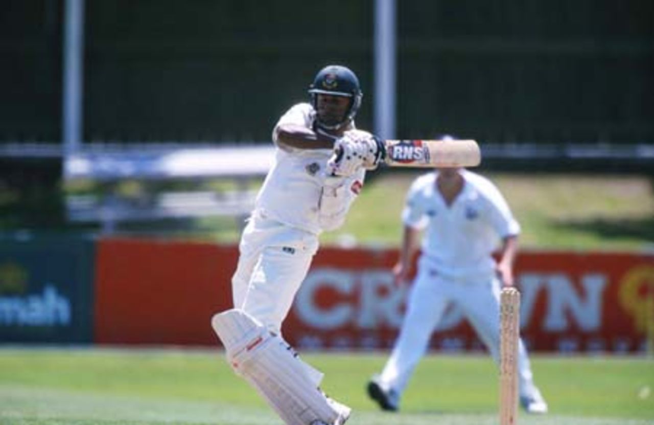 Bangladeshi batsman Al Sahariar plays a pull shot during his second innings of 34. Tour match: Auckland v Bangladeshis at Eden Park Outer Oval, Auckland, 12-15 Dec 2001 (14 December 2001).