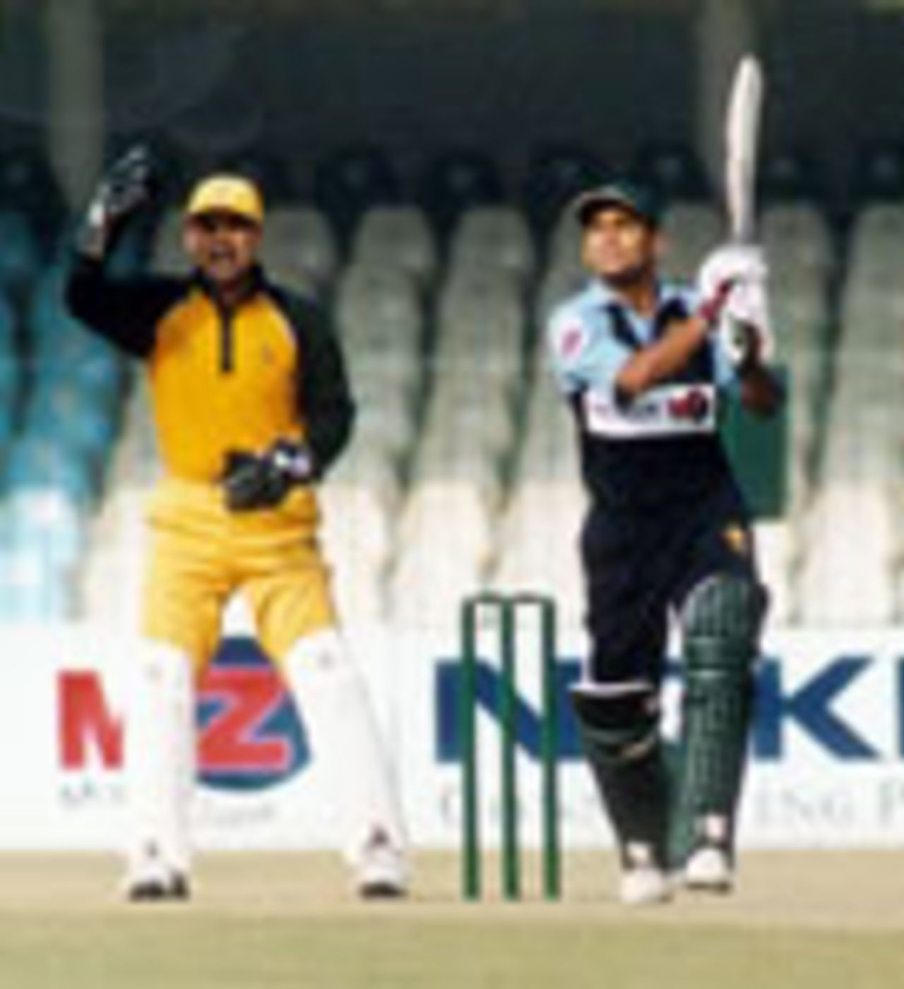 Naumanullah batting, Ramadan Cup final, Mobile Zone XI v Dewan-e-Khas XI, Gaddafi Stadium, 28 November 2002