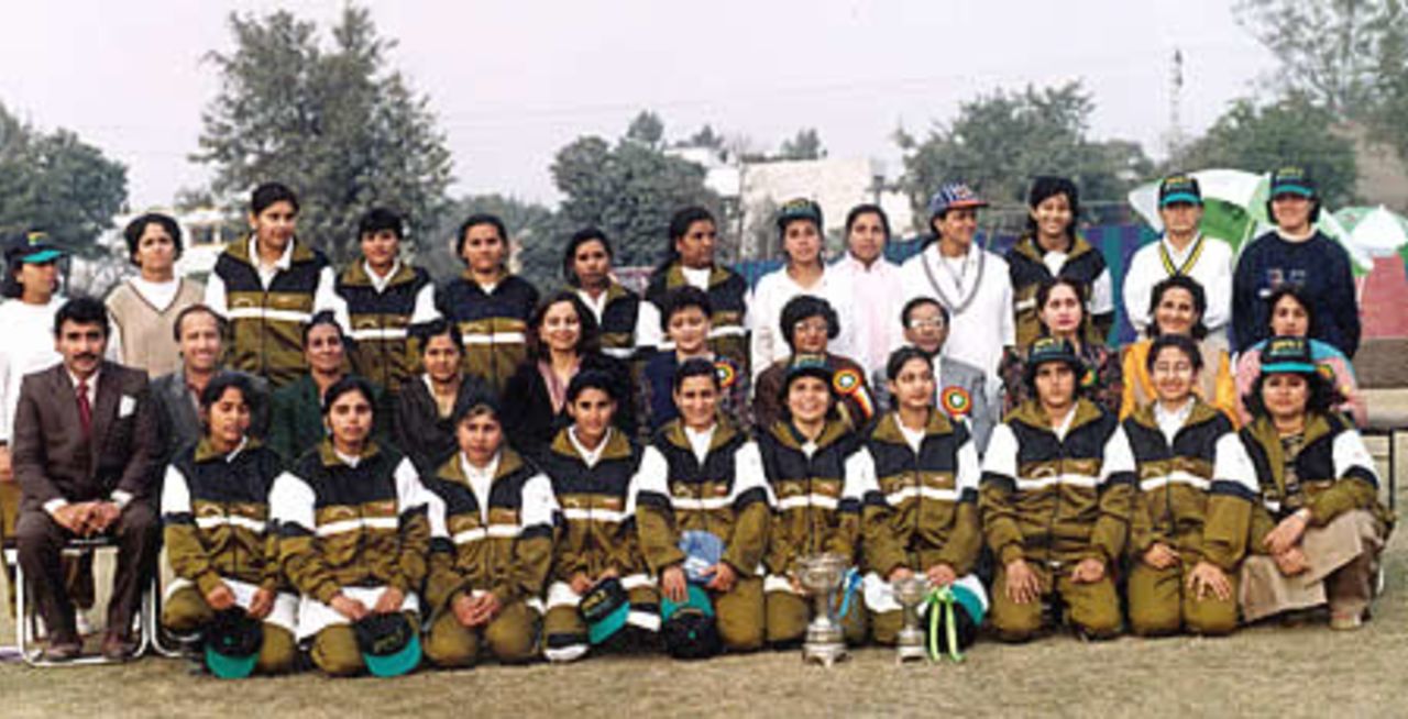 The winners and runners-up of a tournament, LCCA Ground, Lahore