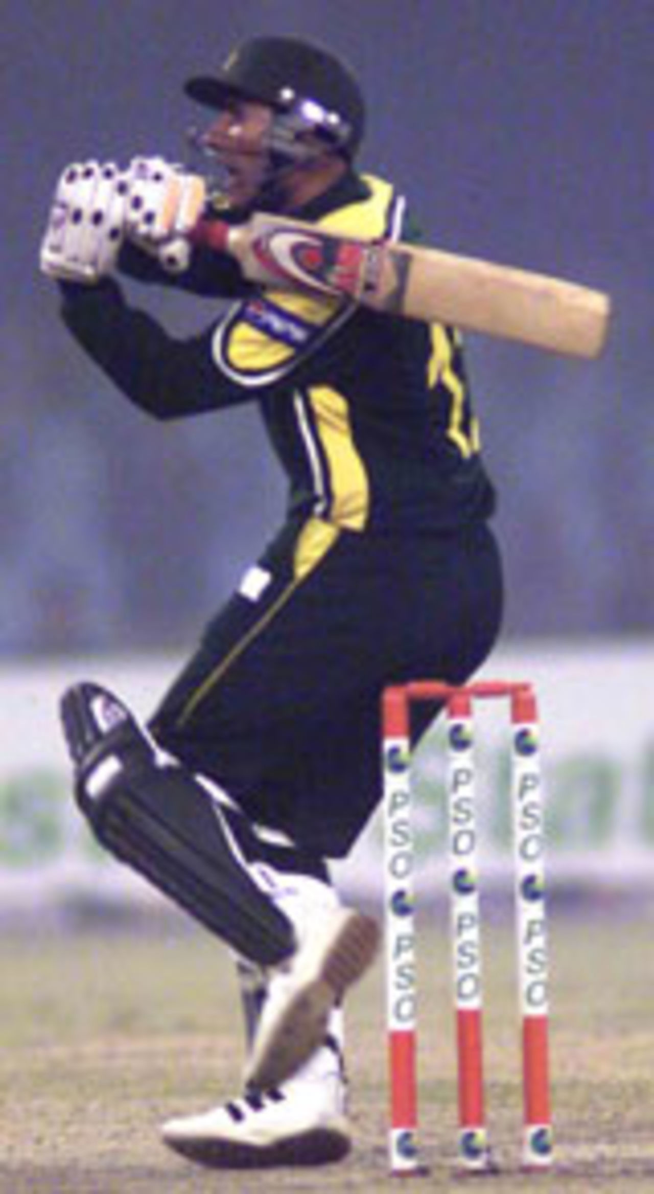 Abdul Razzaq pulls during his blistering innings of 47 in 22 balls, Pakistan v New Zealand, 1st ODI, Lahore, November 29, 2003.