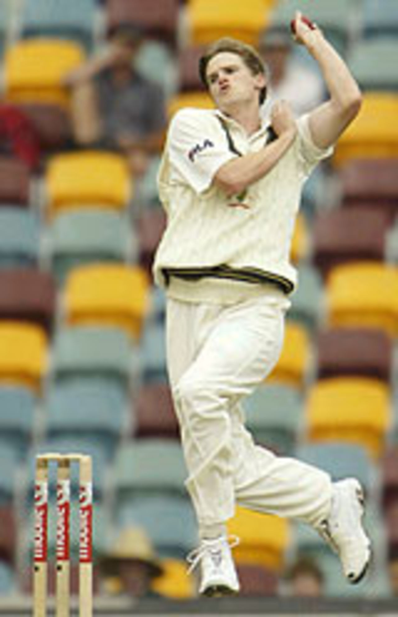 Nathan Bracken on his Test debut, Australia v India, 1st Test, Brisbane, 3rd day, December 6, 2003