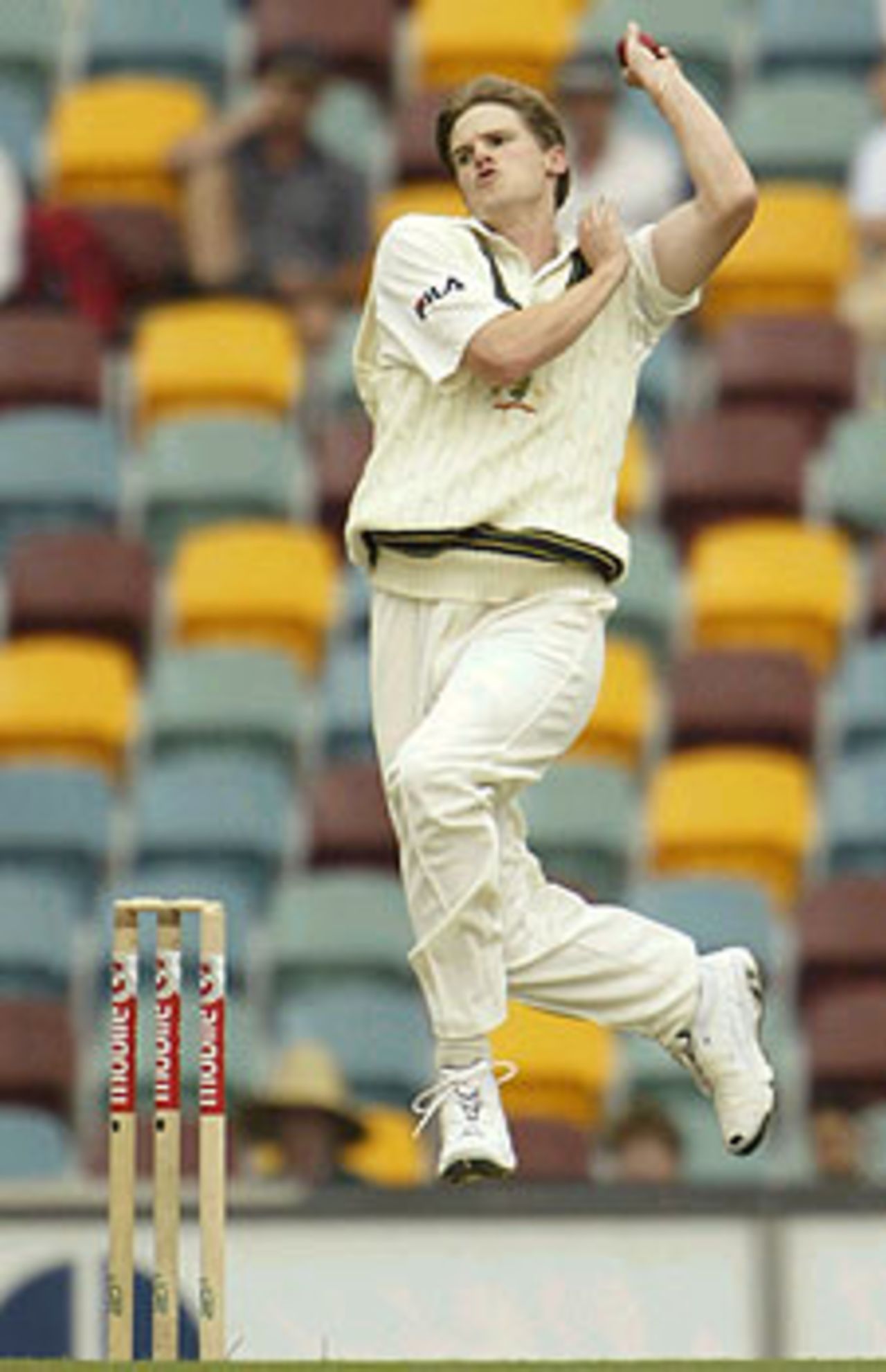 Nathan Bracken kept it tight on his Test debut, Australia v India, 1st Test, Brisbane, 3rd day, December 6, 2003