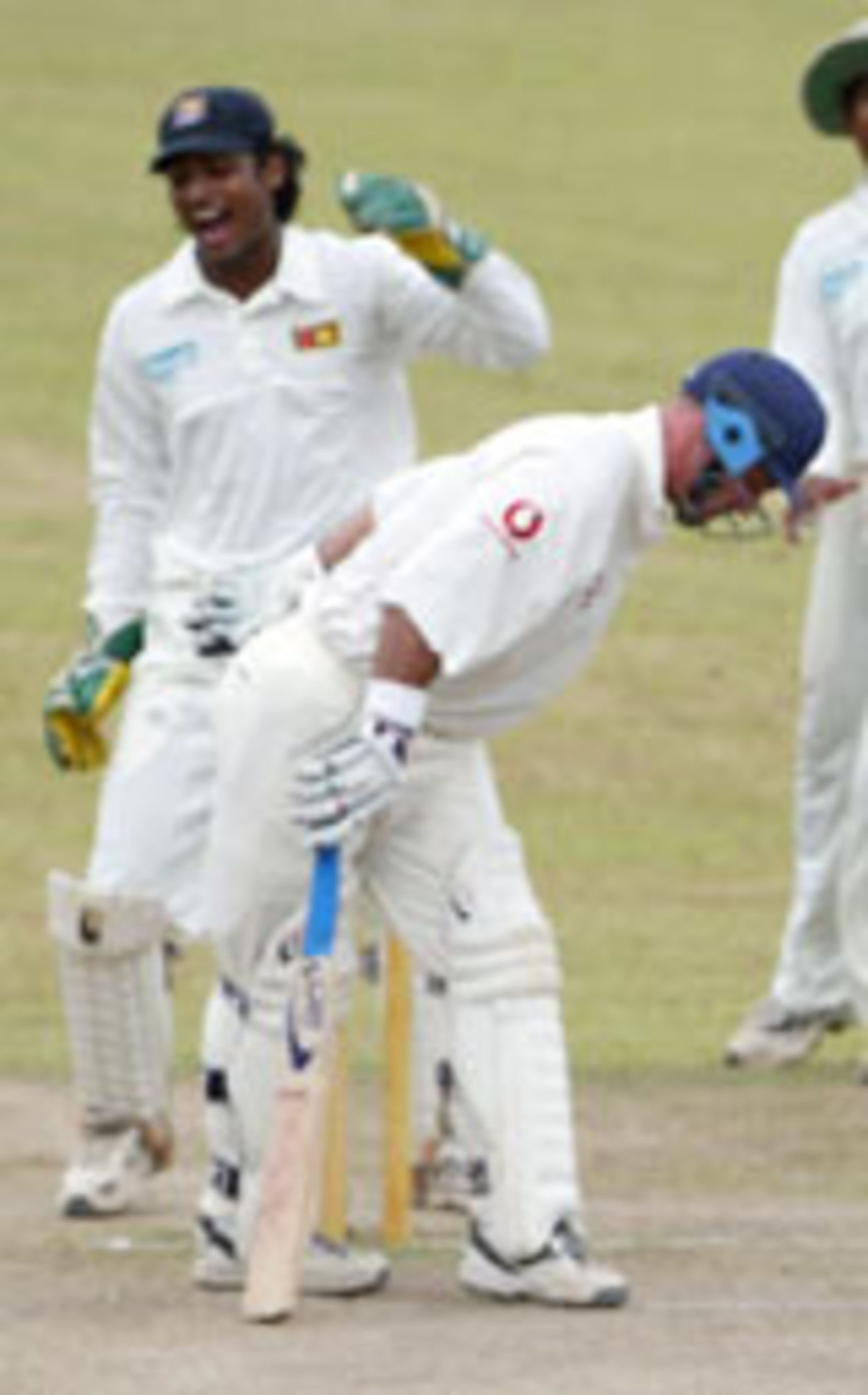 Graham Thorpe falls lbw to Muttiah Muralitharan, Sri Lanka v England, 2nd Test, Kandy, December 12, 2003